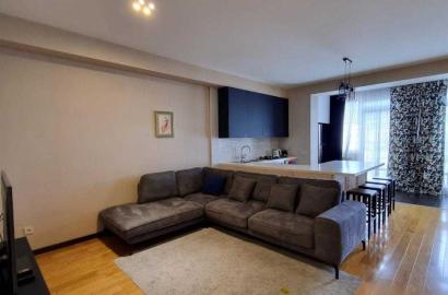 იყიდება ახალი გარემონტებული 3 ოთახიანი ბინა