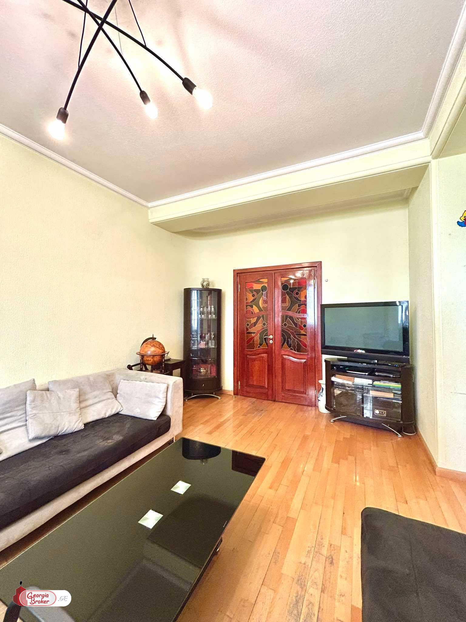 nearly repaired 4-room apartment for sale