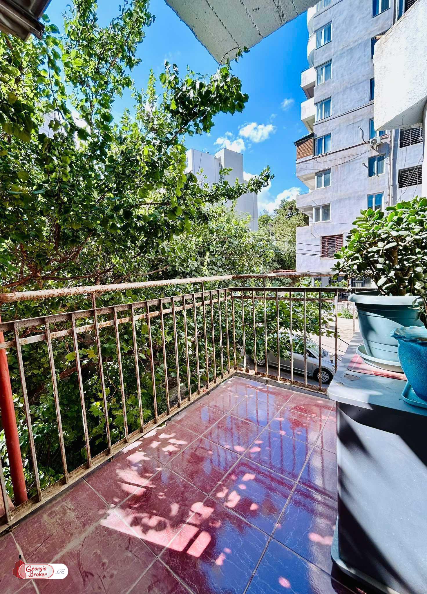 nearly repaired 4-room apartment for sale