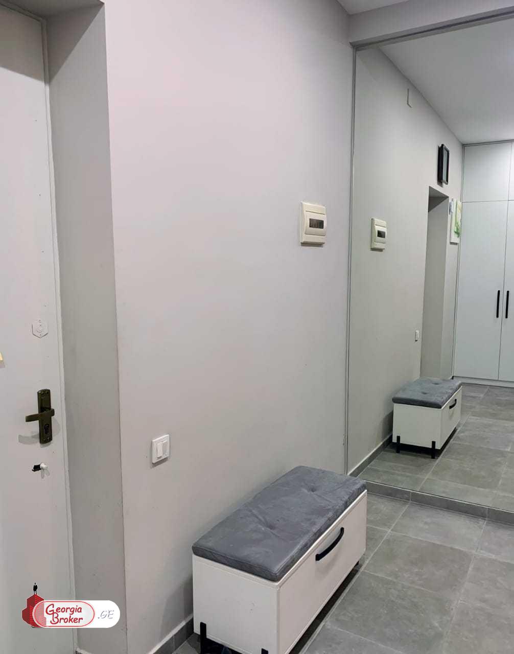 nearly repaired 5-room apartment for sale