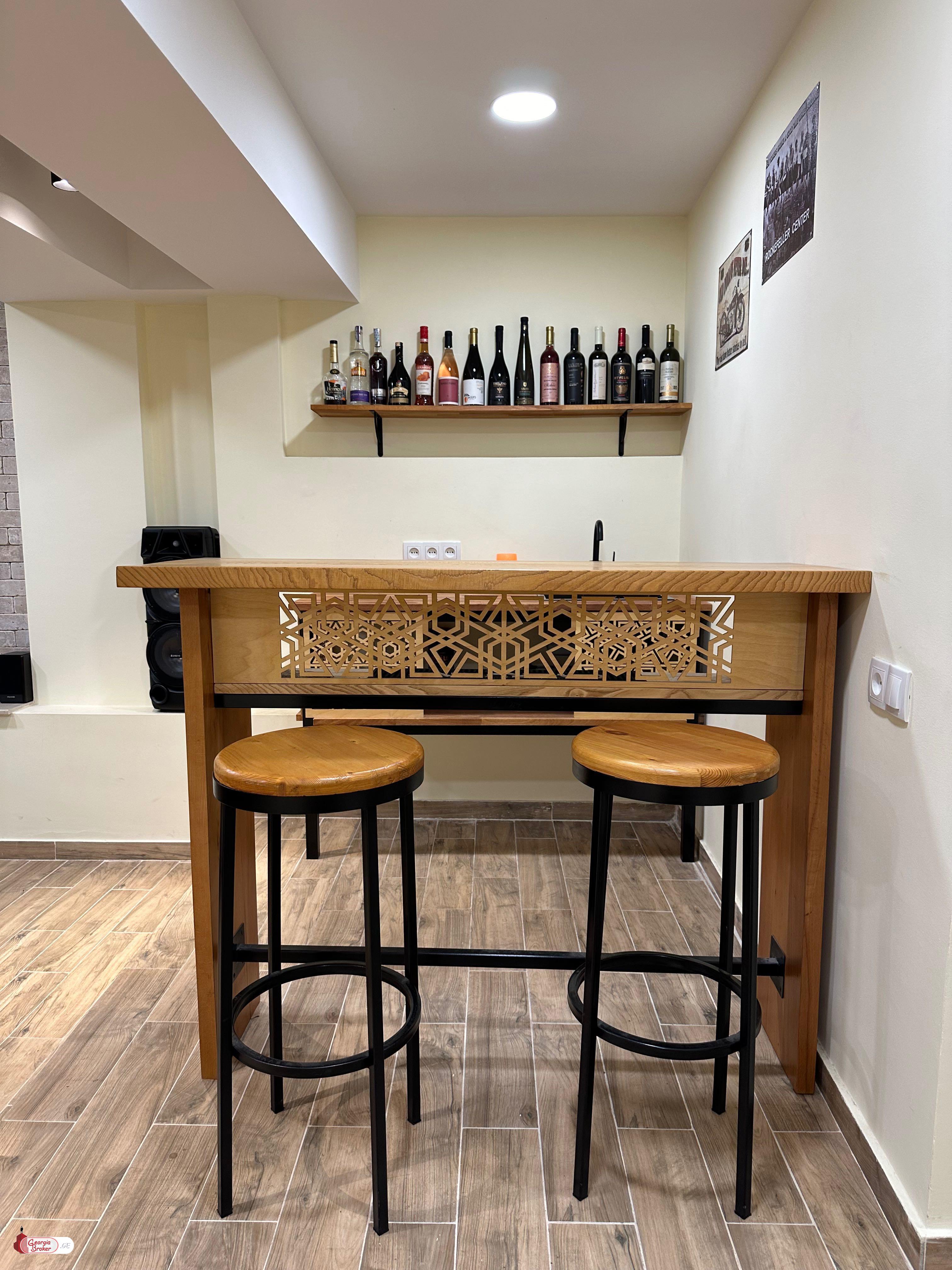 იყიდება ახალი გარემონტებული 3 ოთახიანი ბინა