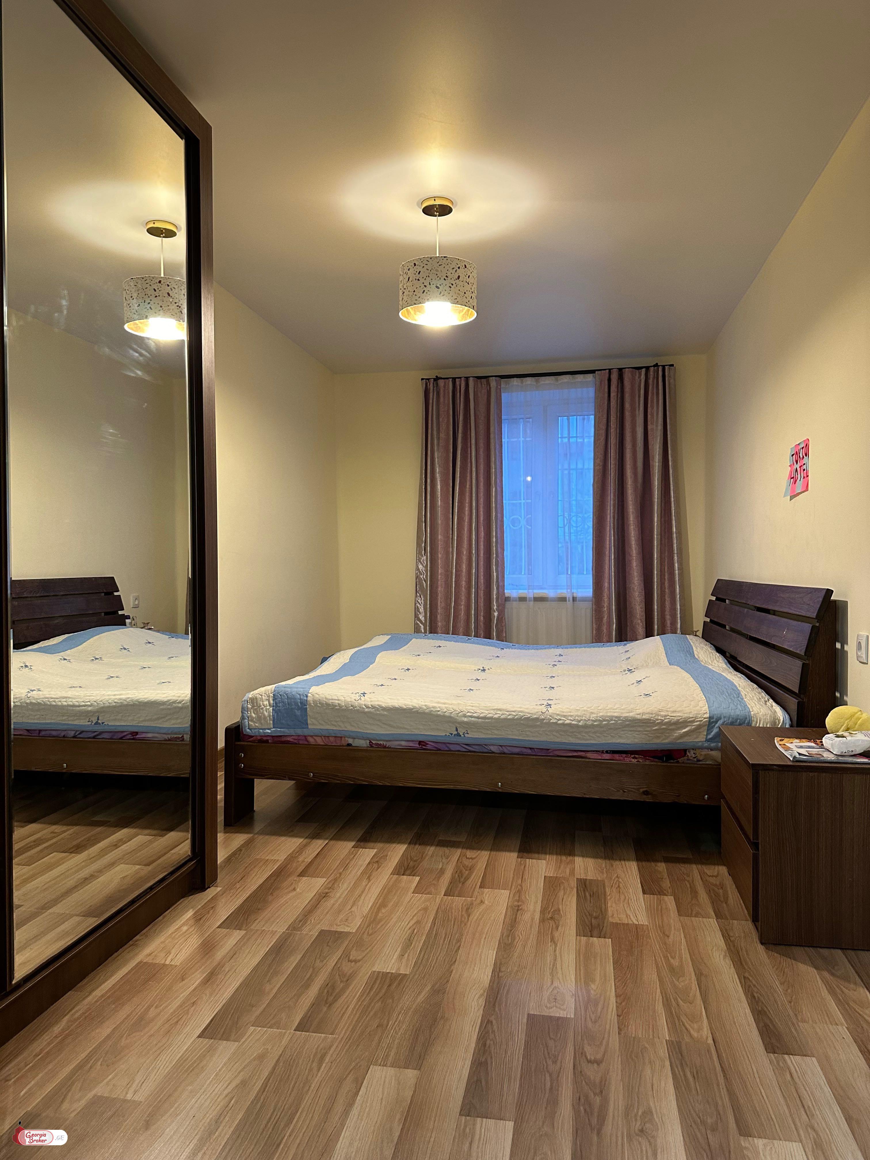 იყიდება ახალი გარემონტებული 3 ოთახიანი ბინა