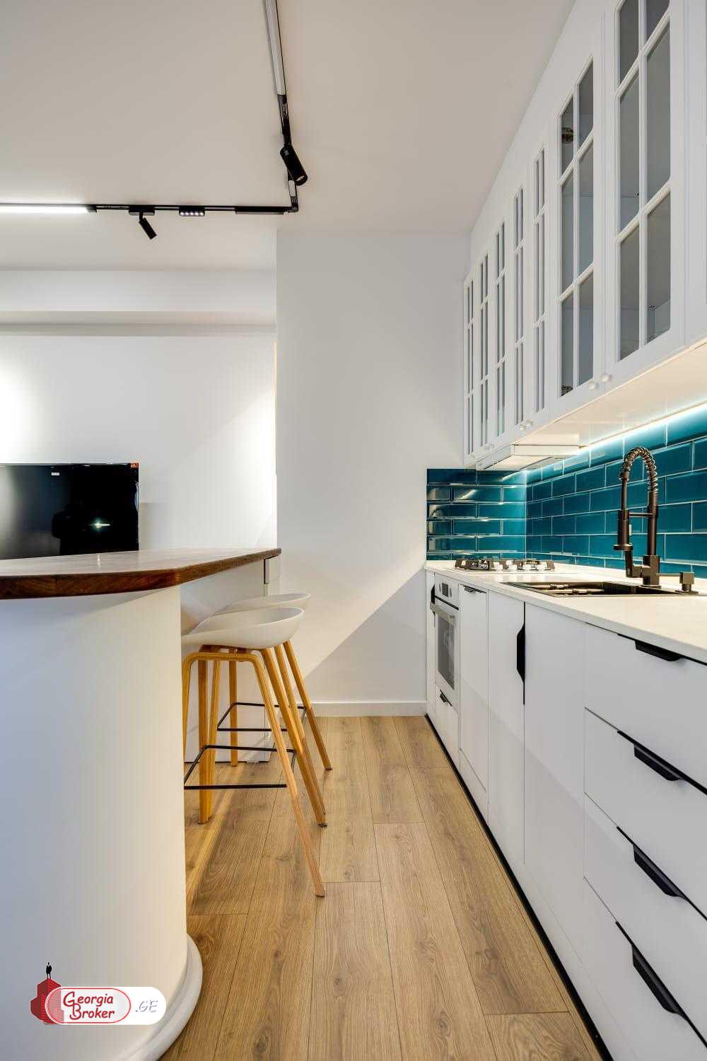 nearly repaired 3-room apartment for sale