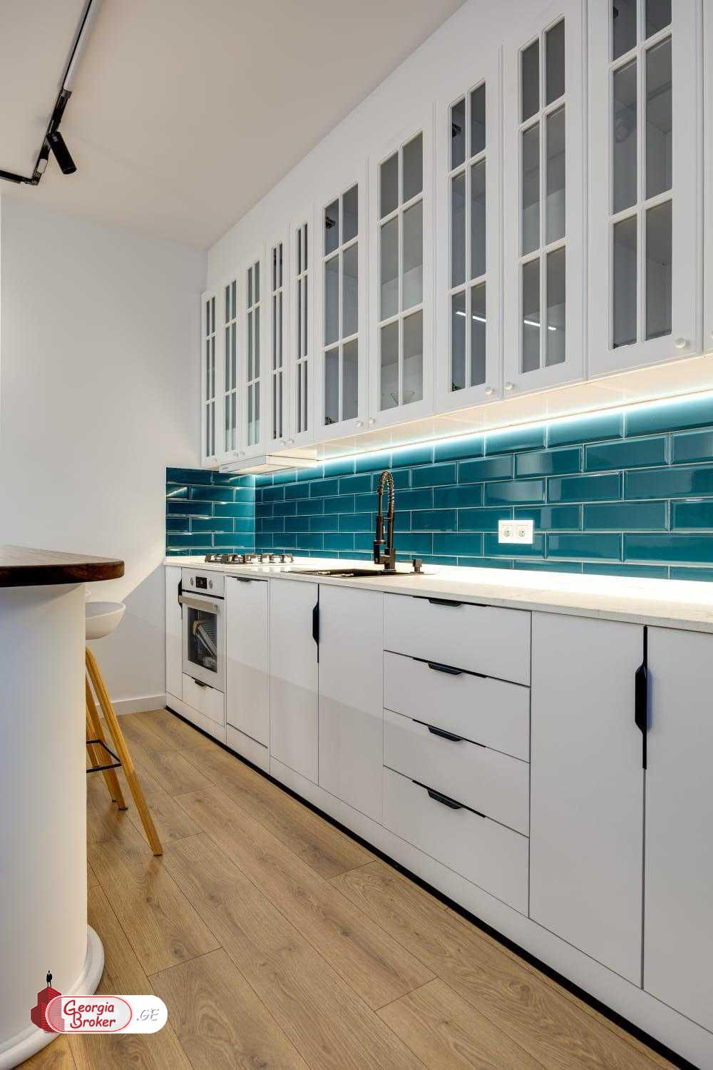 nearly repaired 3-room apartment for sale