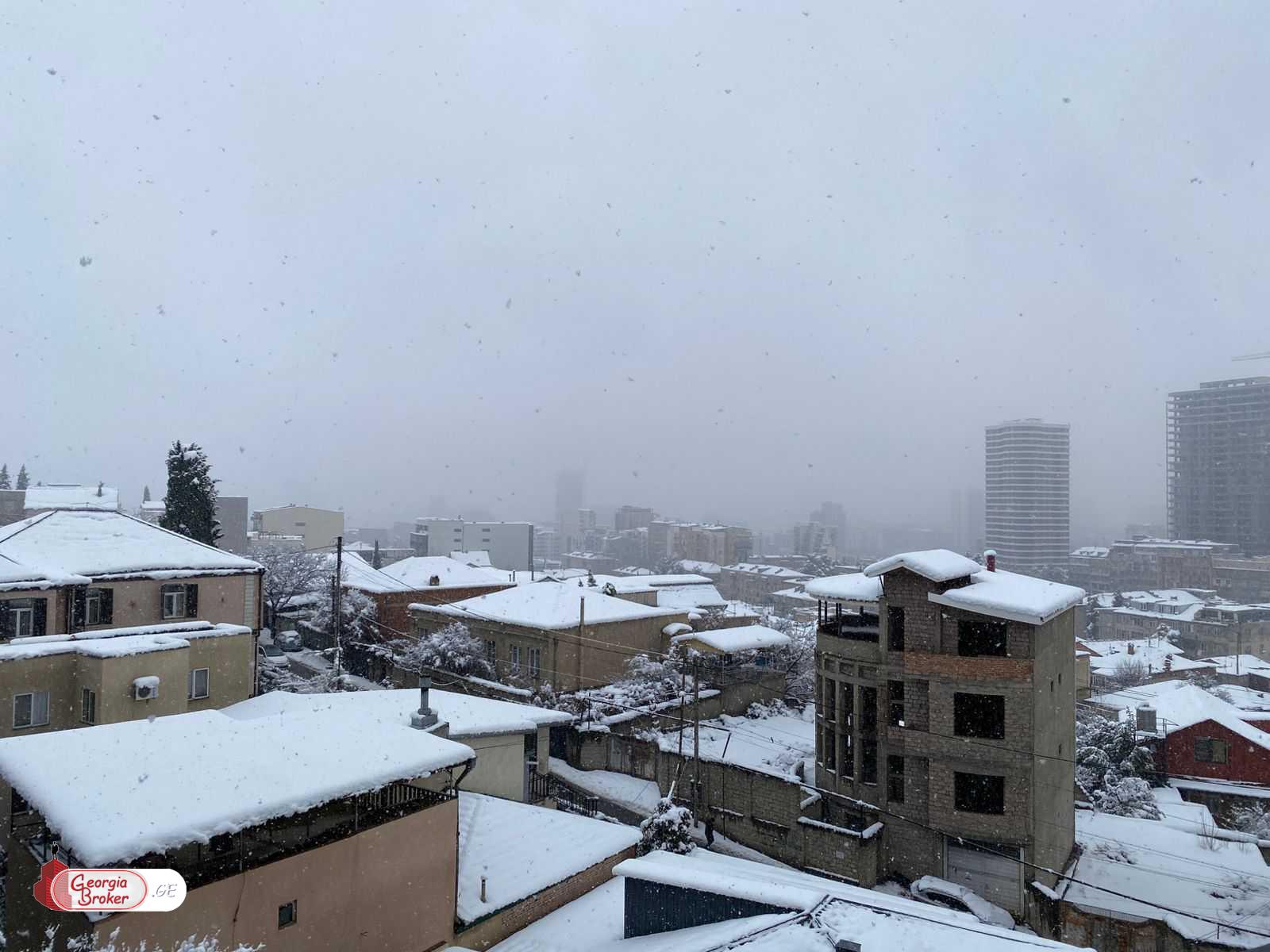 იყიდება ახალი გარემონტებული 3 ოთახიანი ბინა