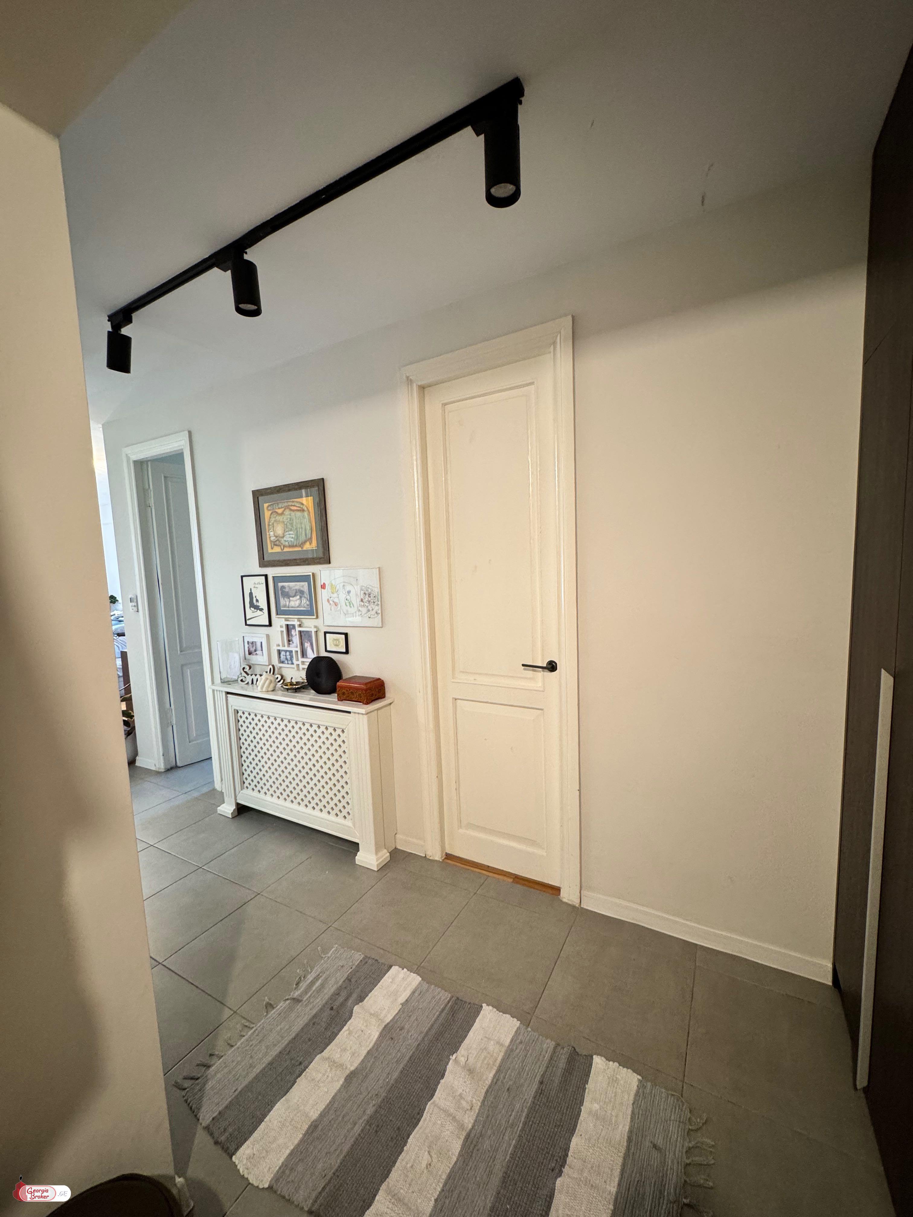 nearly repaired 4-room apartment for sale