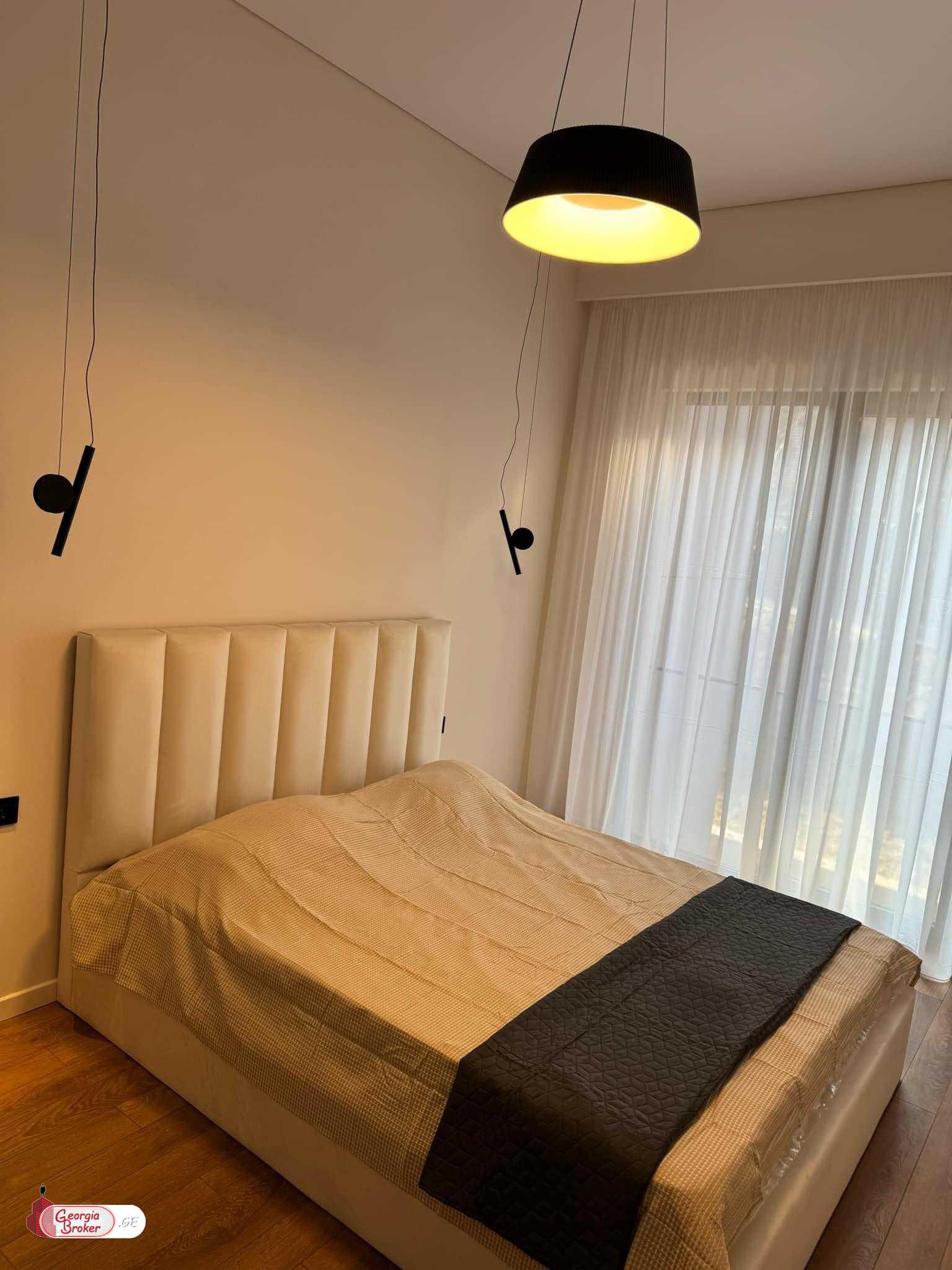 იყიდება ახალი გარემონტებული 2 ოთახიანი ბინა