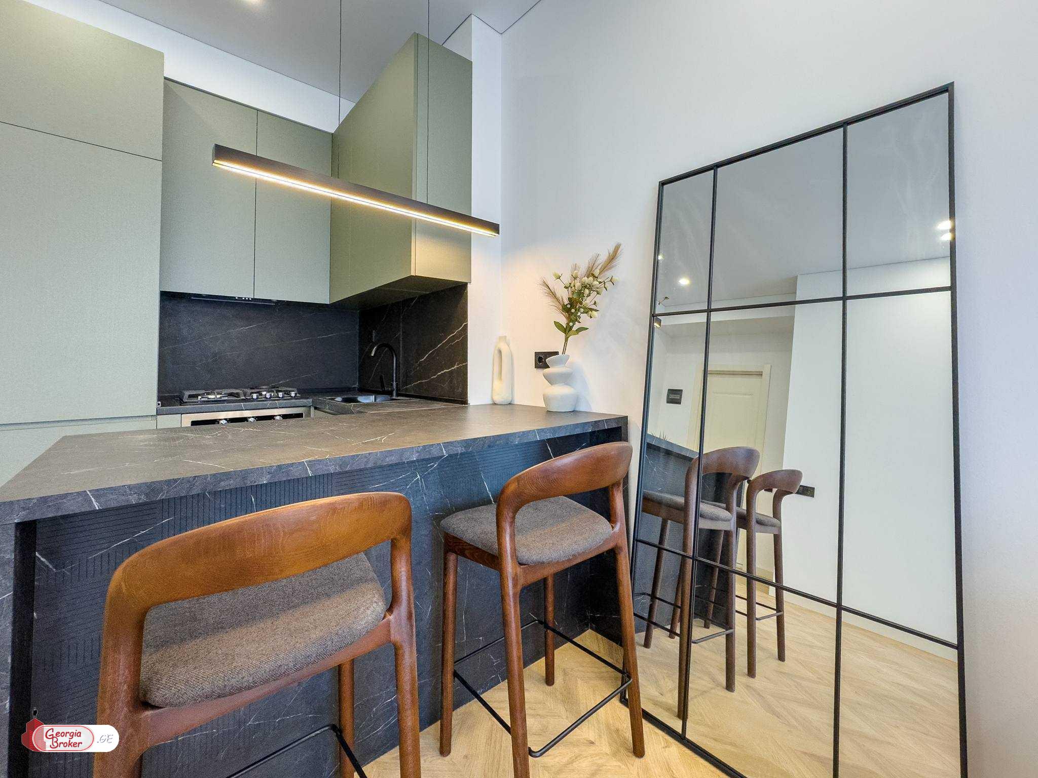 nearly repaired 2-room apartment for sale