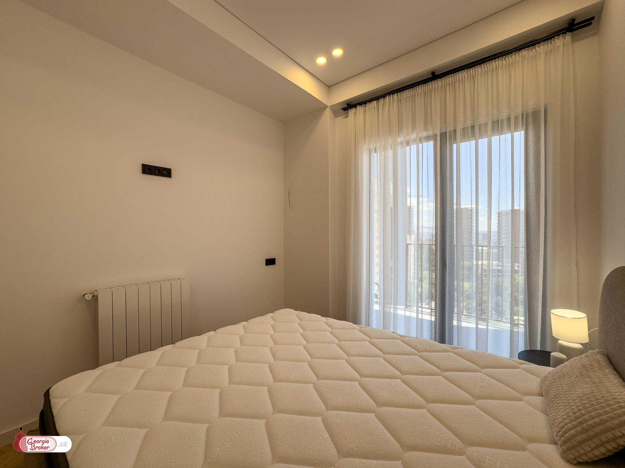 nearly repaired 2-room apartment for sale