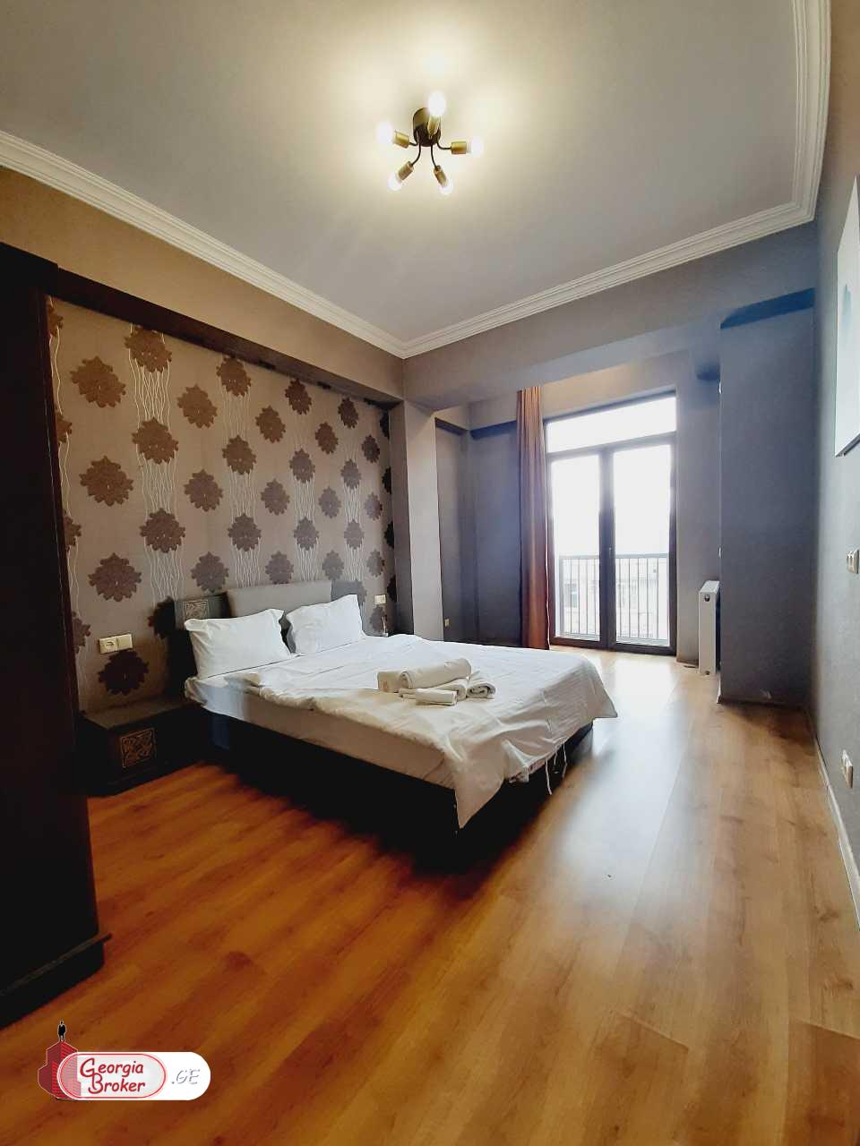 nearly repaired 3-room apartment for sale