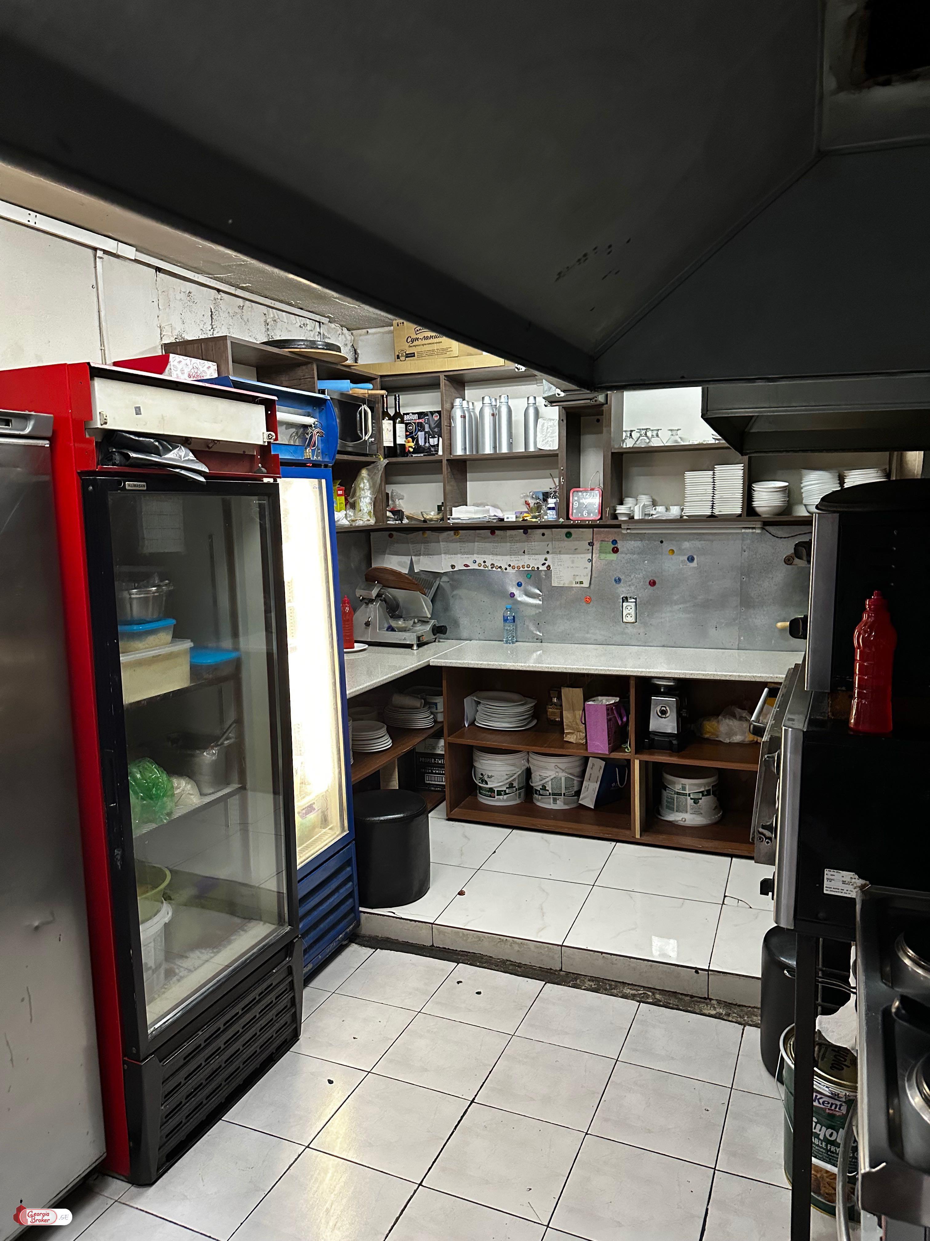 продается офис с новым ремонтом