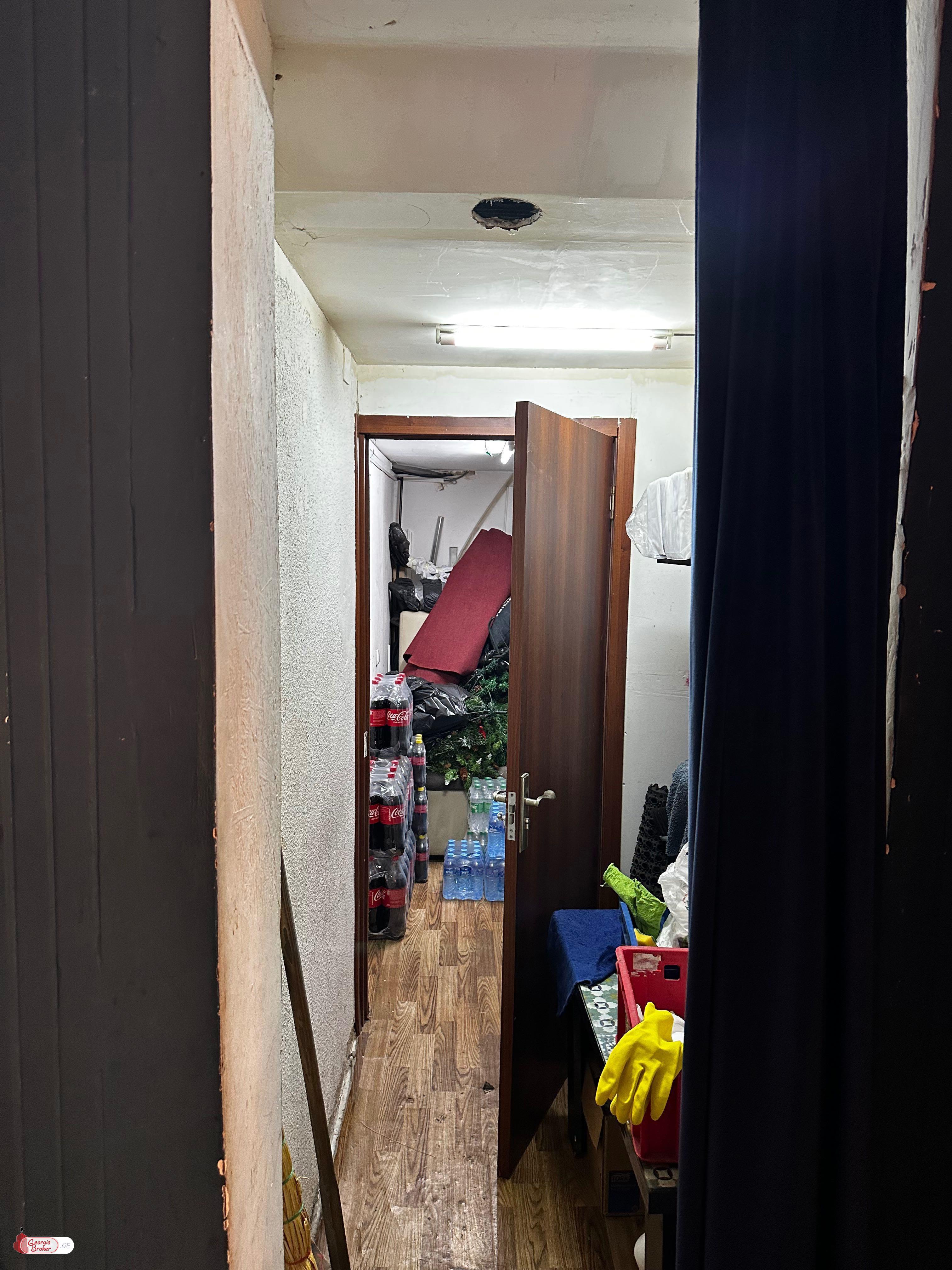 продается офис с новым ремонтом