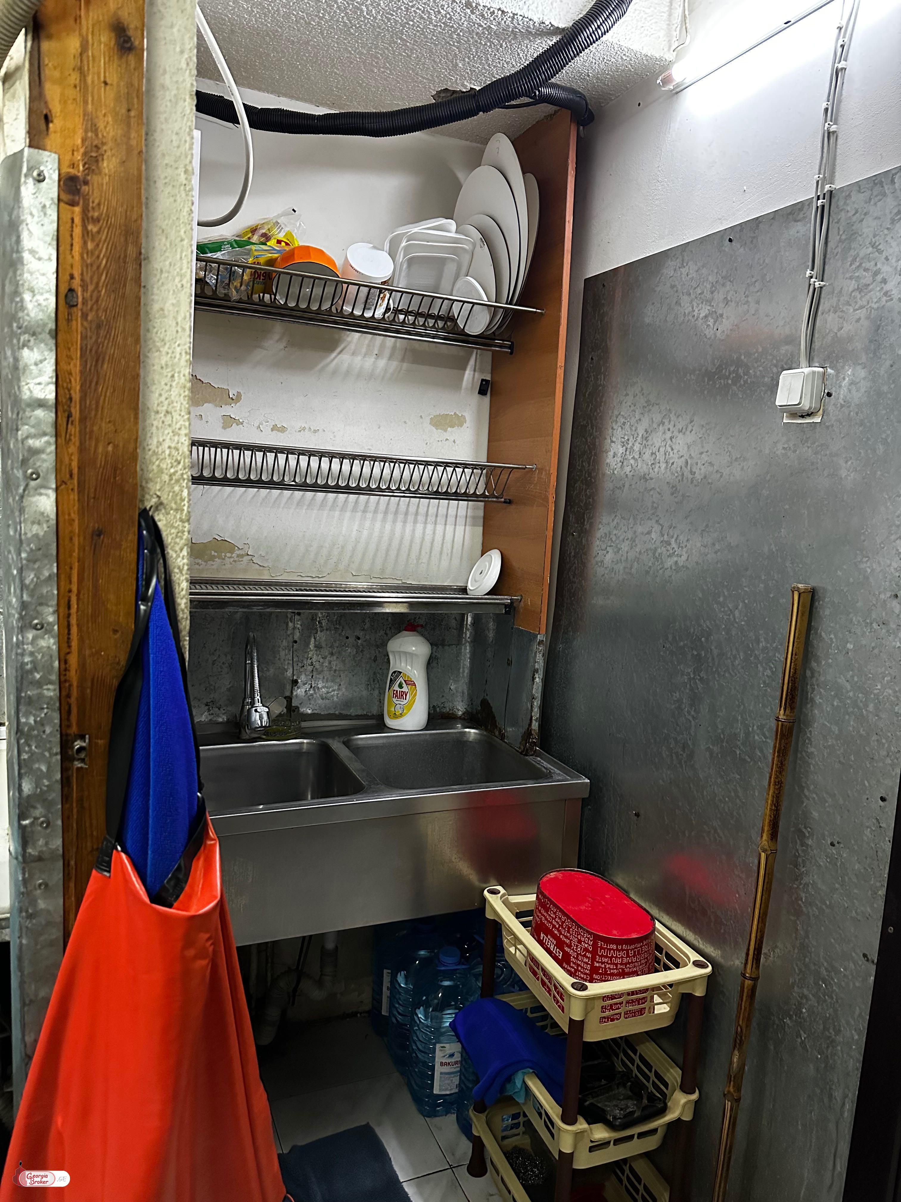 продается офис с новым ремонтом