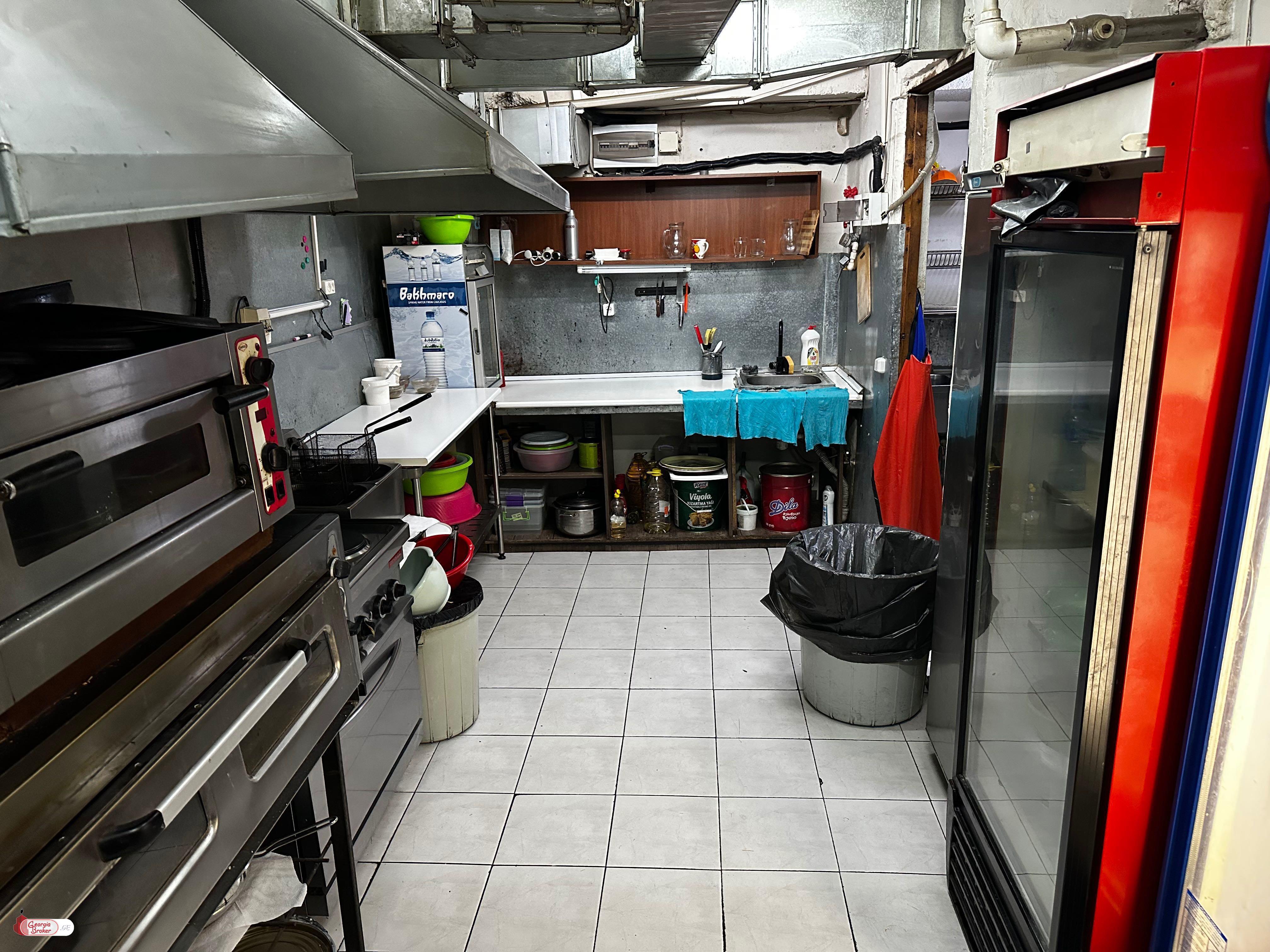 продается офис с новым ремонтом