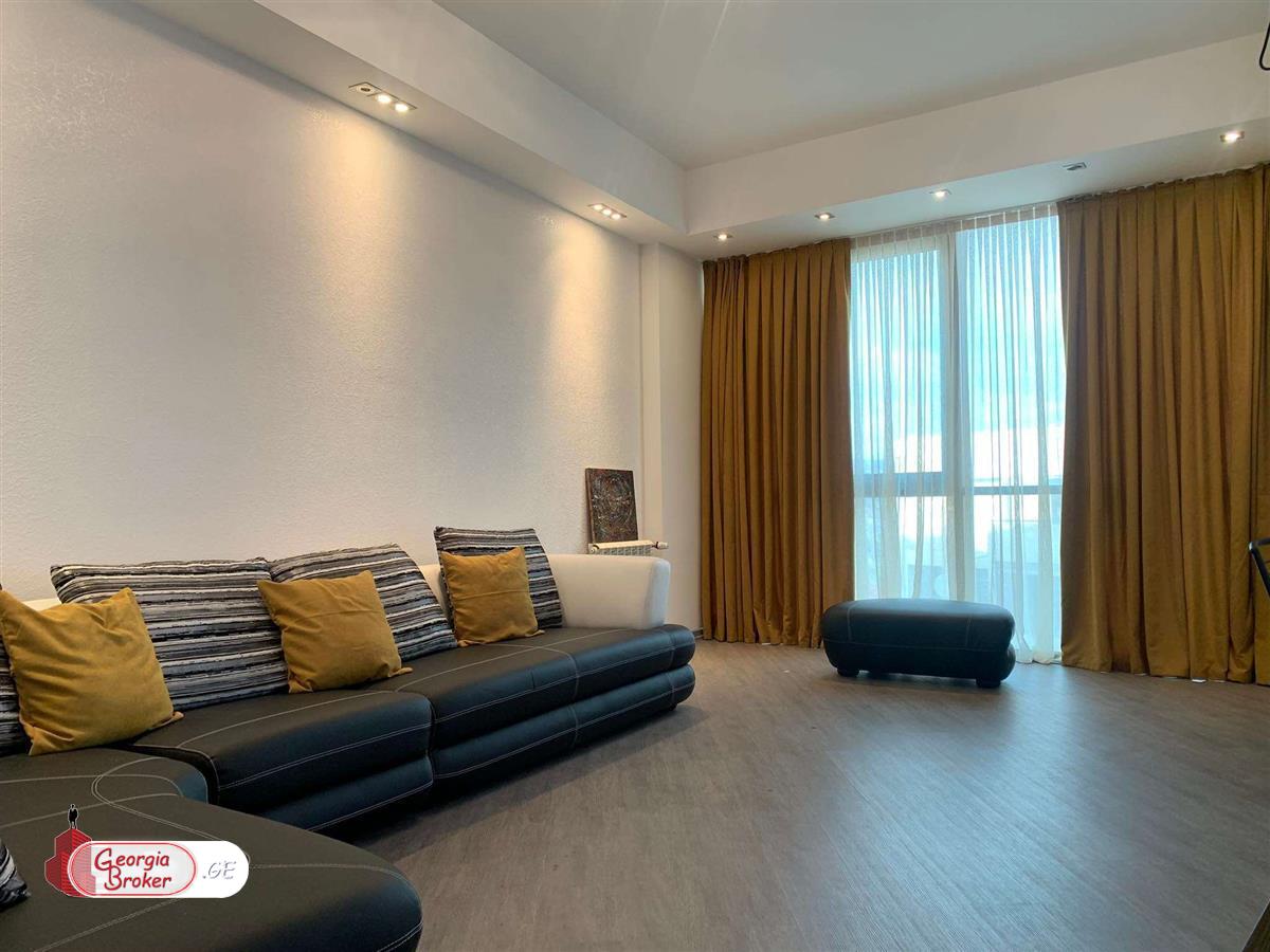 იყიდება ახალი გარემონტებული 3 ოთახიანი ბინა