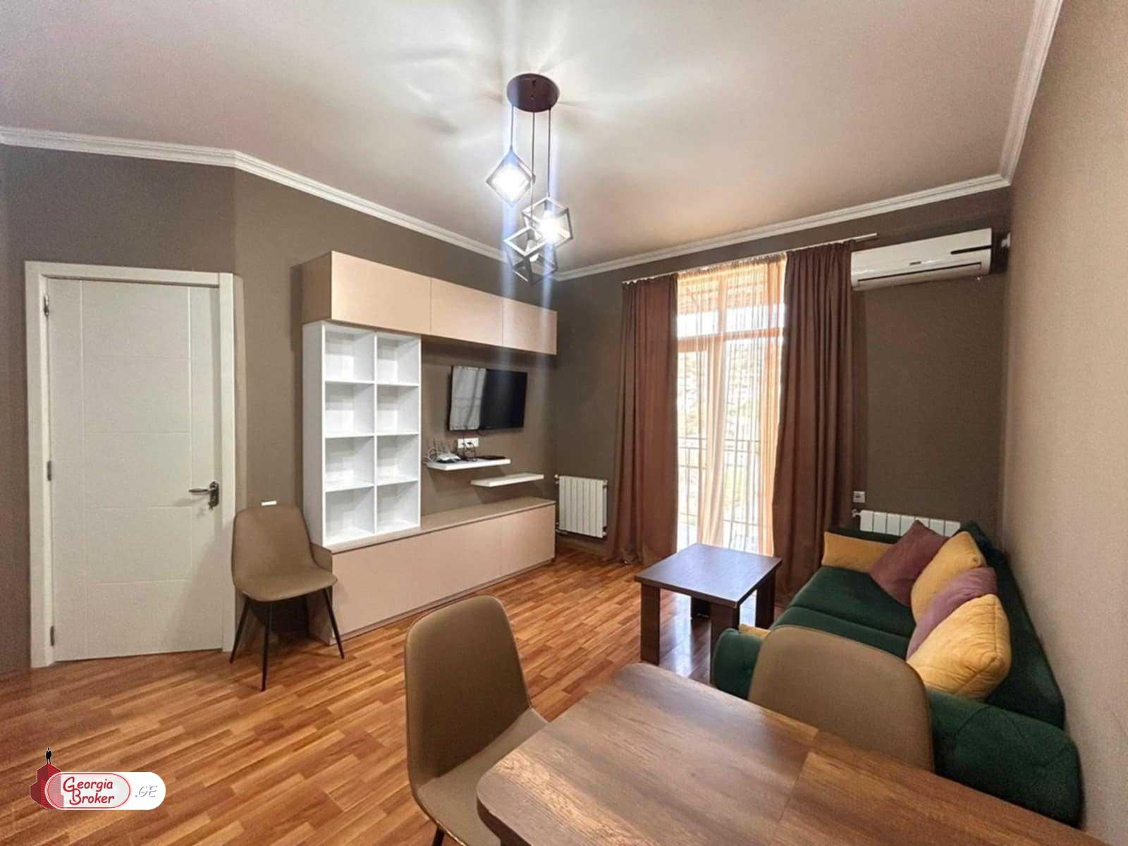 იყიდება ახალი გარემონტებული 3 ოთახიანი ბინა