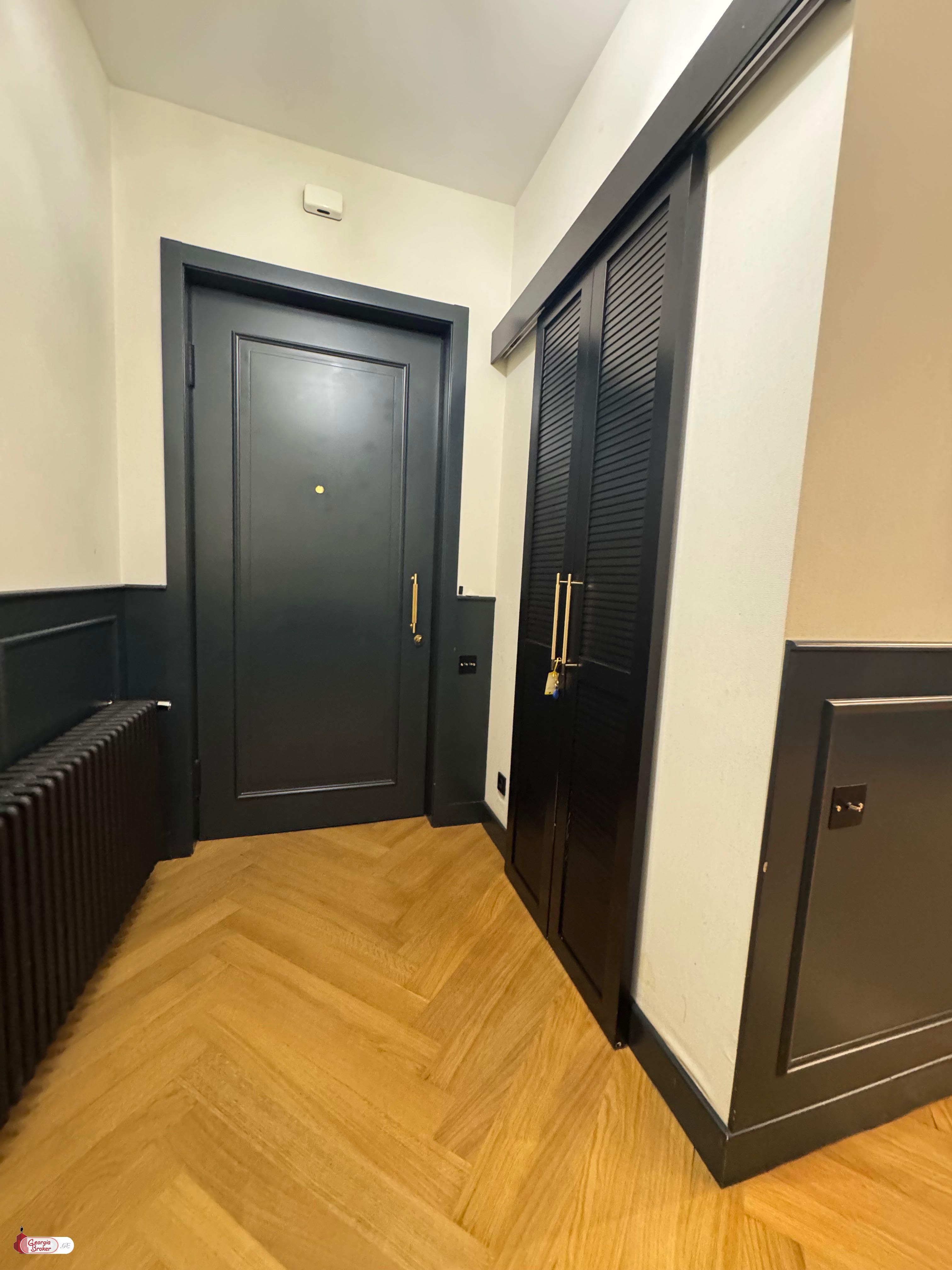 nearly repaired 4-room apartment for sale