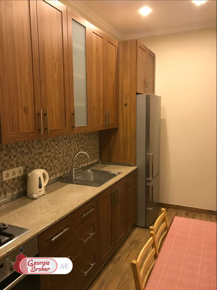 იყიდება ახალი გარემონტებული 3 ოთახიანი ბინა