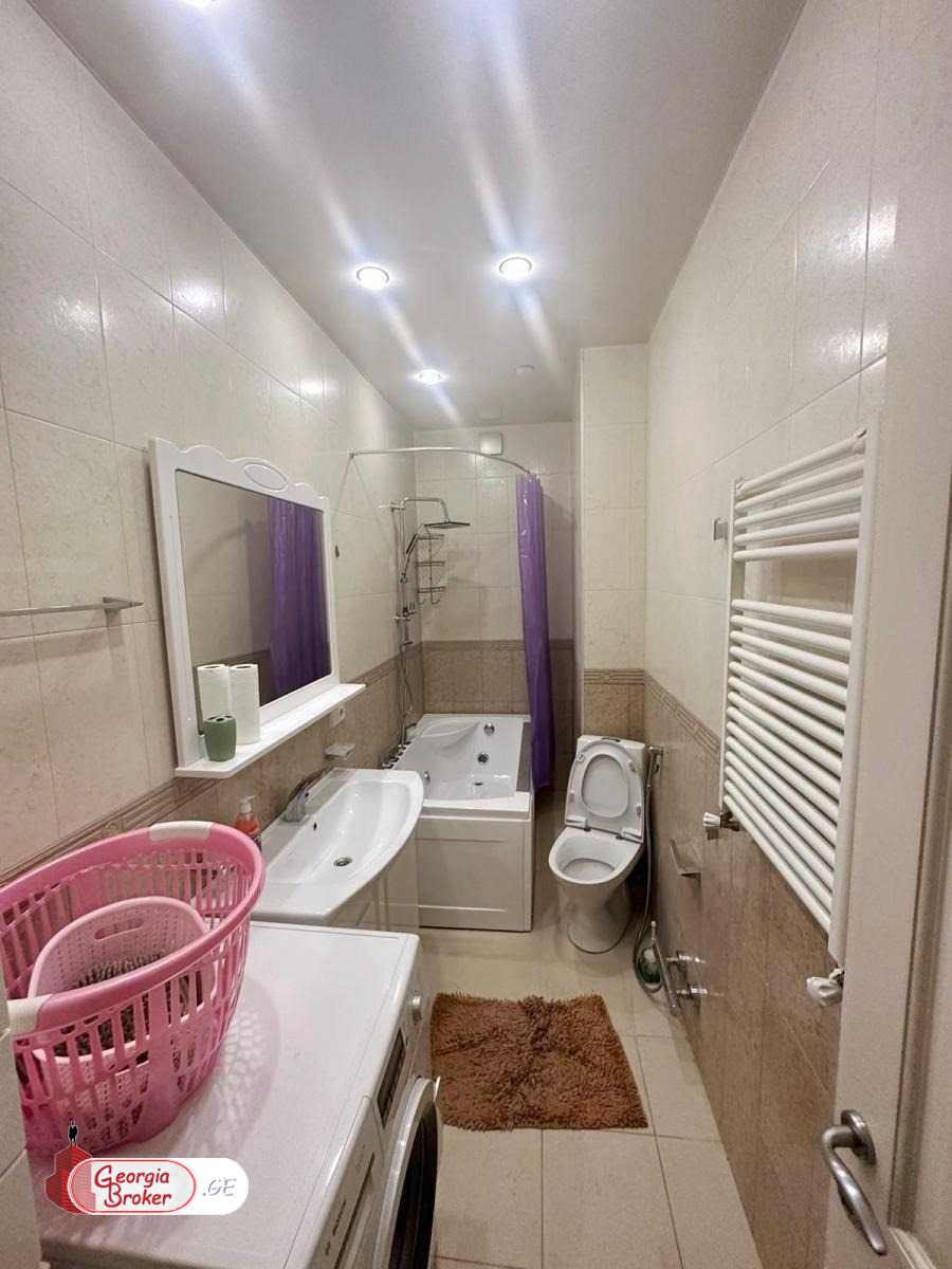 nearly repaired 2-room apartment for sale