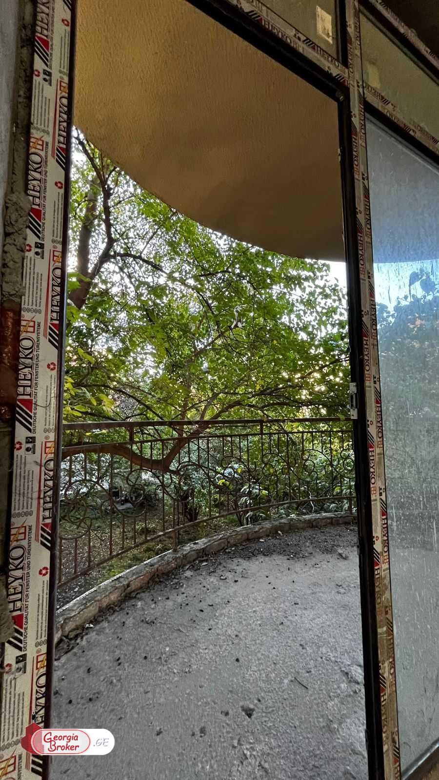 продается офис 4-комнаты