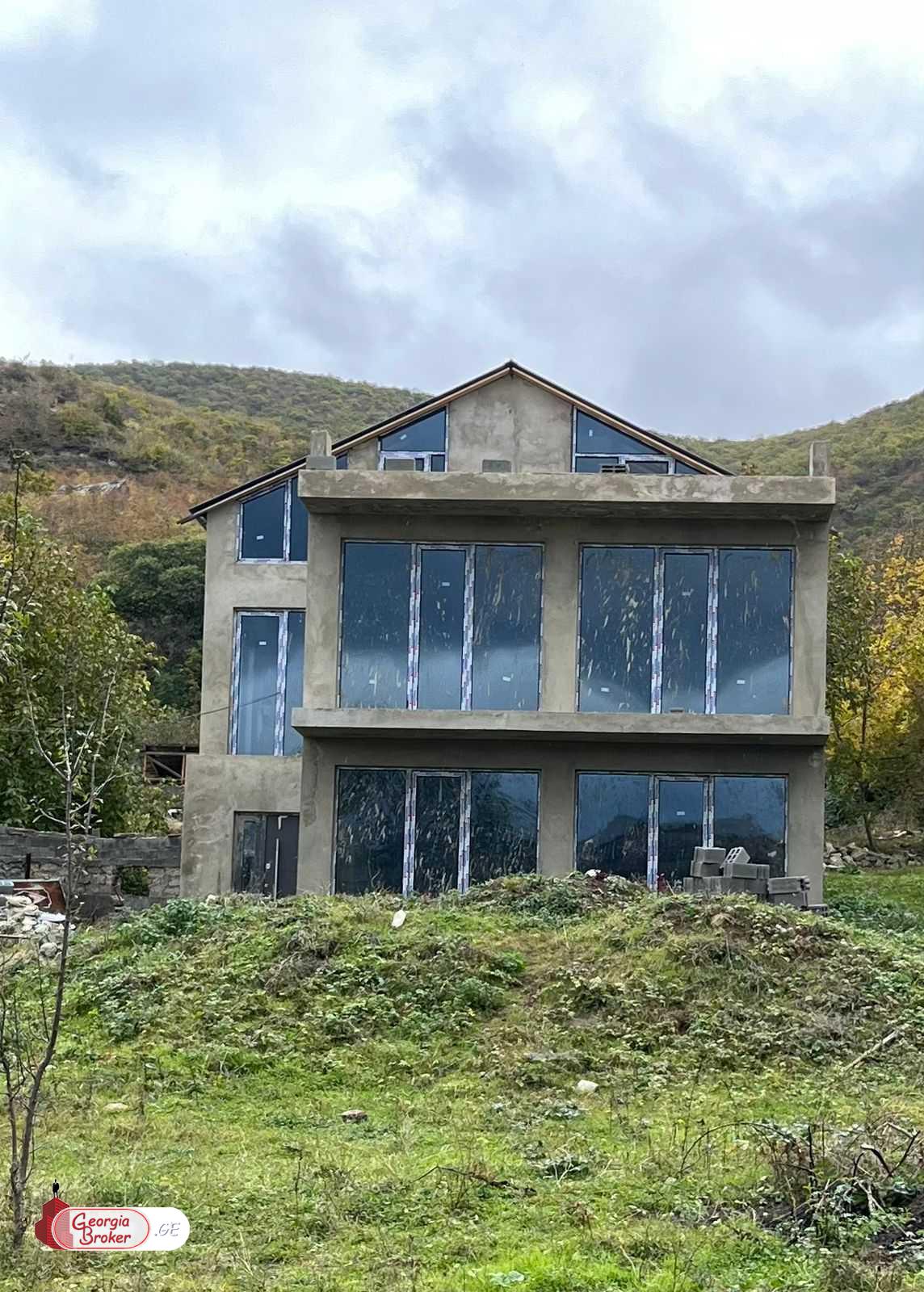 new build 7-room house for sale