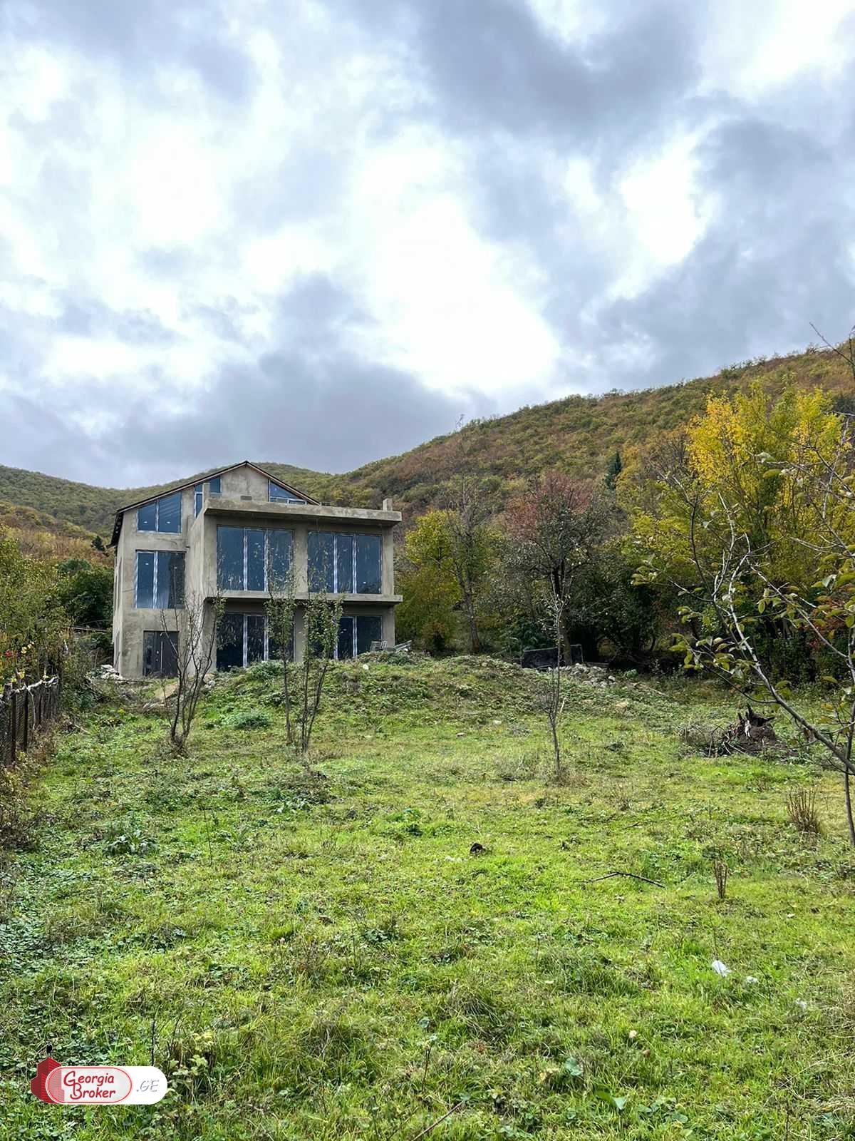 new build 7-room house for sale