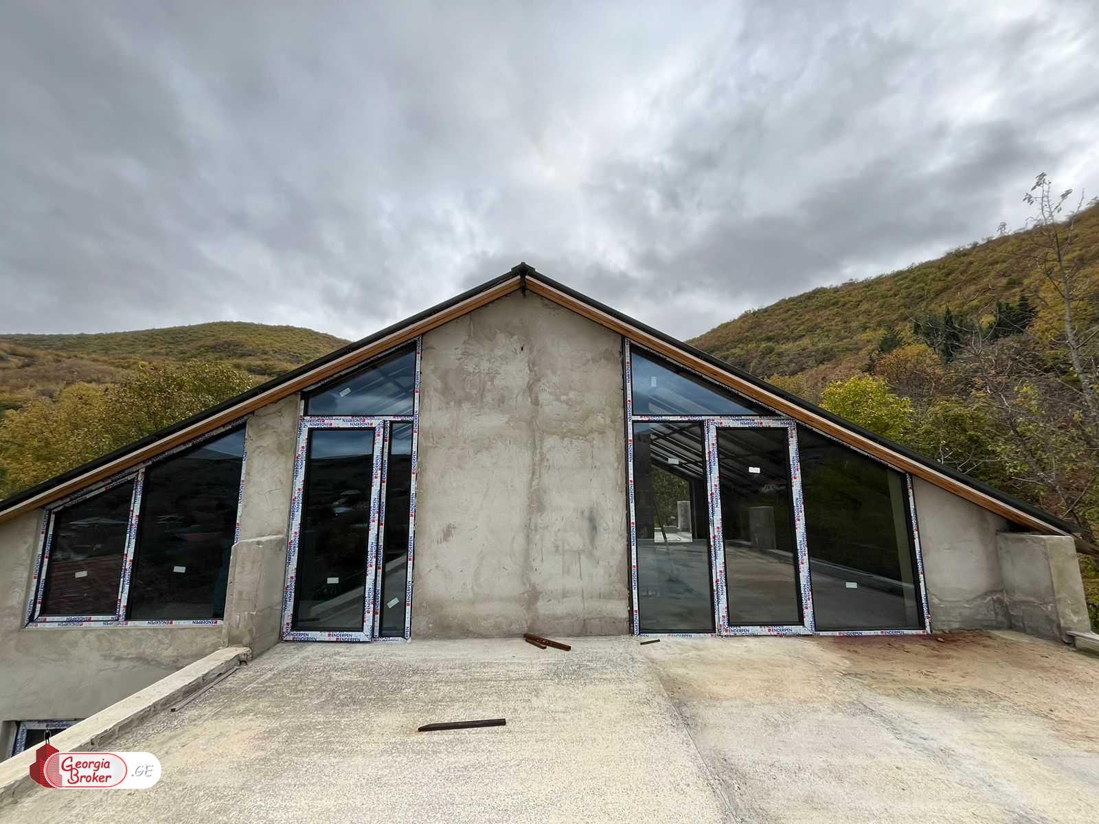 new build 7-room house for sale