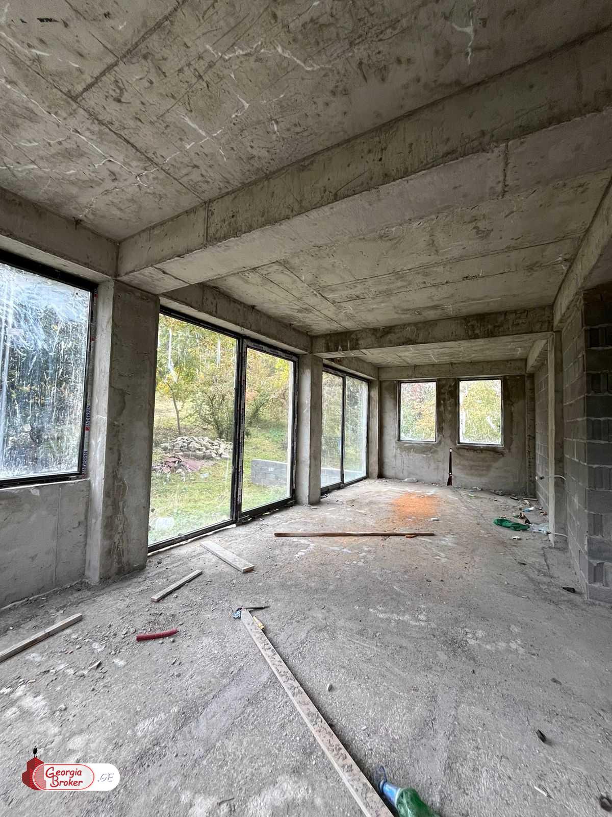 new build 7-room house for sale