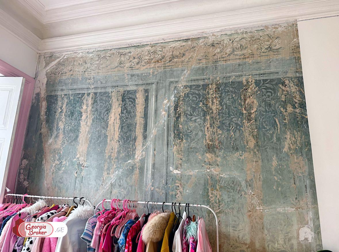 продается квартира с новым ремонтом 3-комнаты