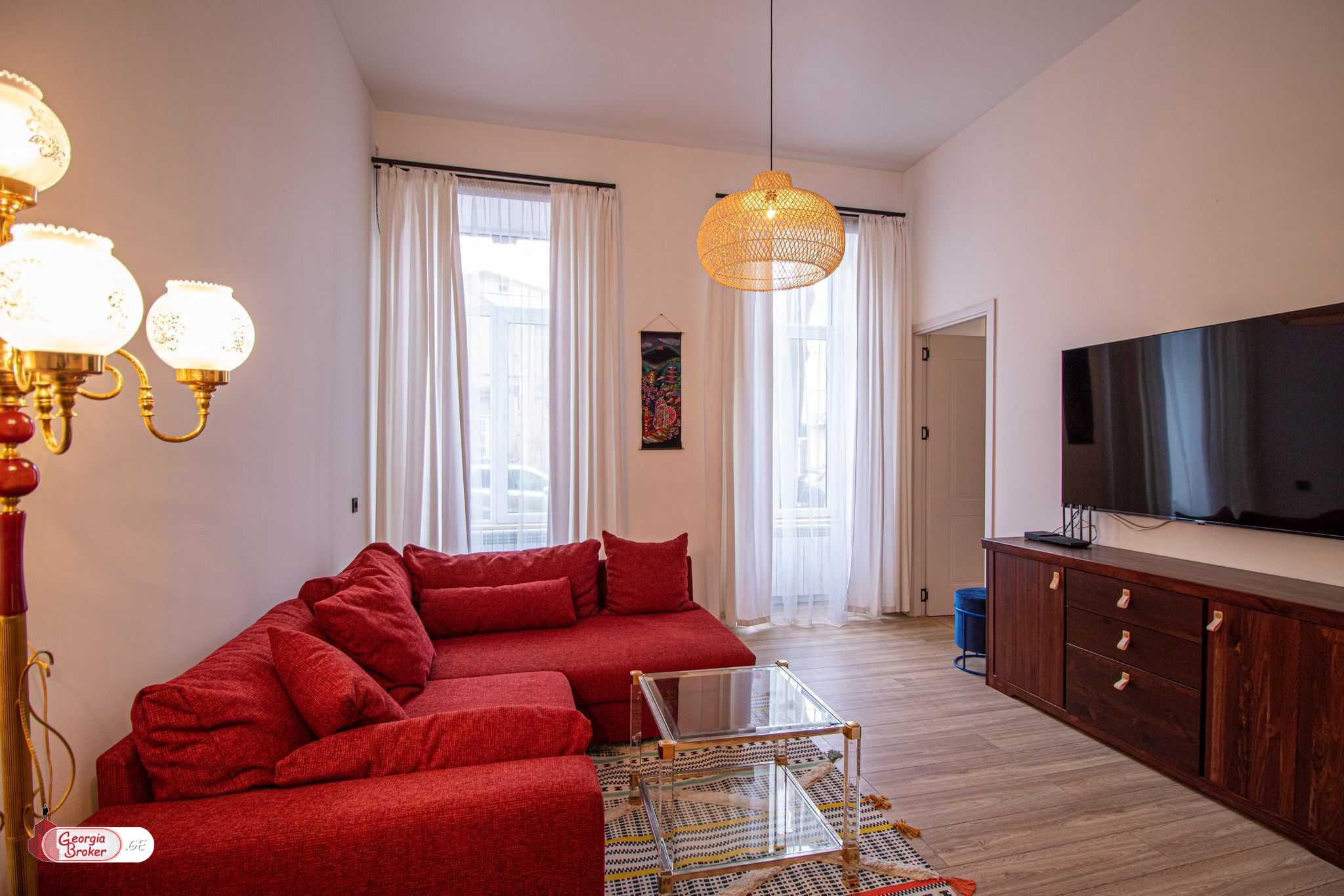 იყიდება ახალი გარემონტებული 3 ოთახიანი ბინა