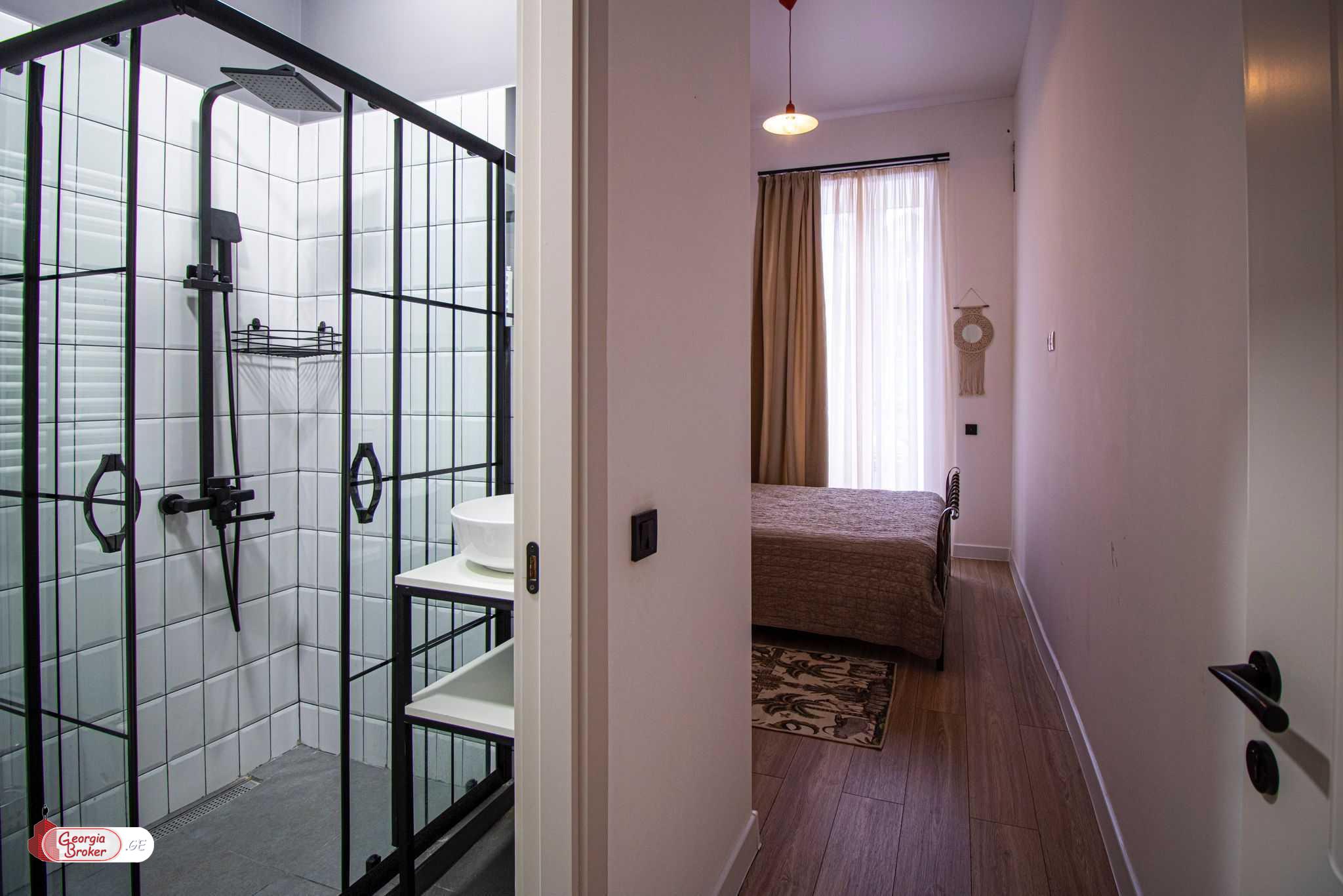 იყიდება ახალი გარემონტებული 3 ოთახიანი ბინა