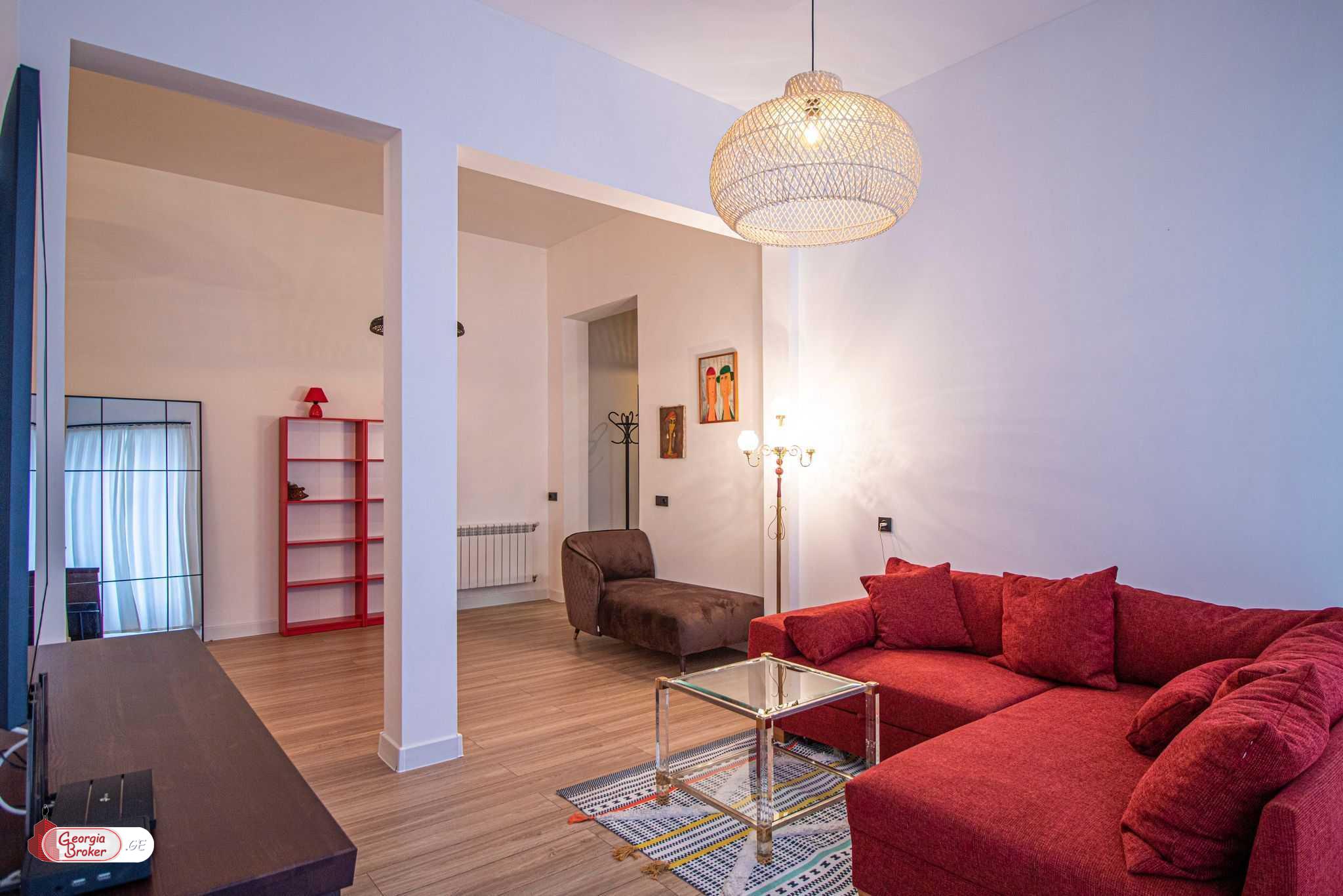 იყიდება ახალი გარემონტებული 3 ოთახიანი ბინა