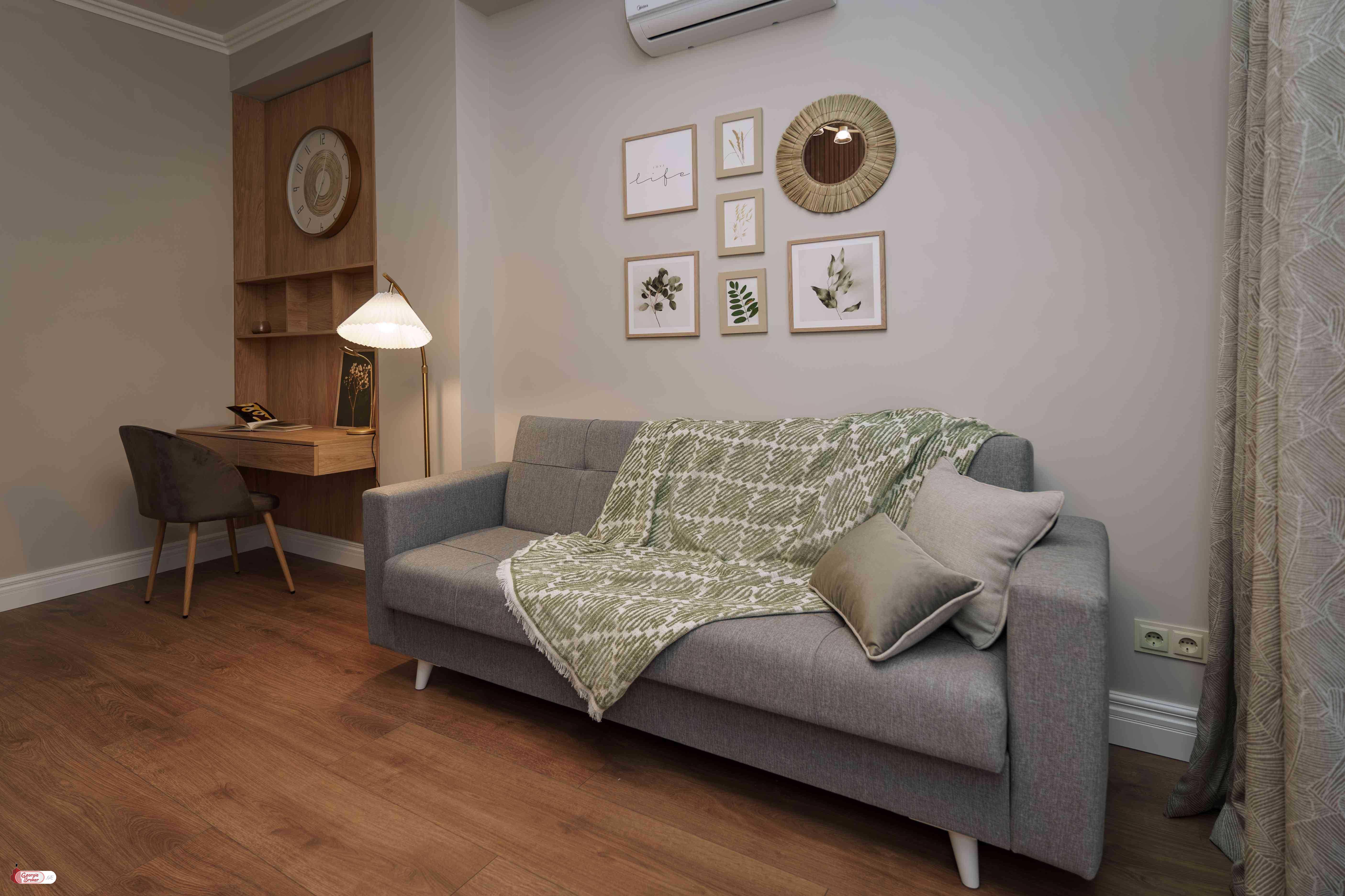 nearly repaired 3-room apartment for sale