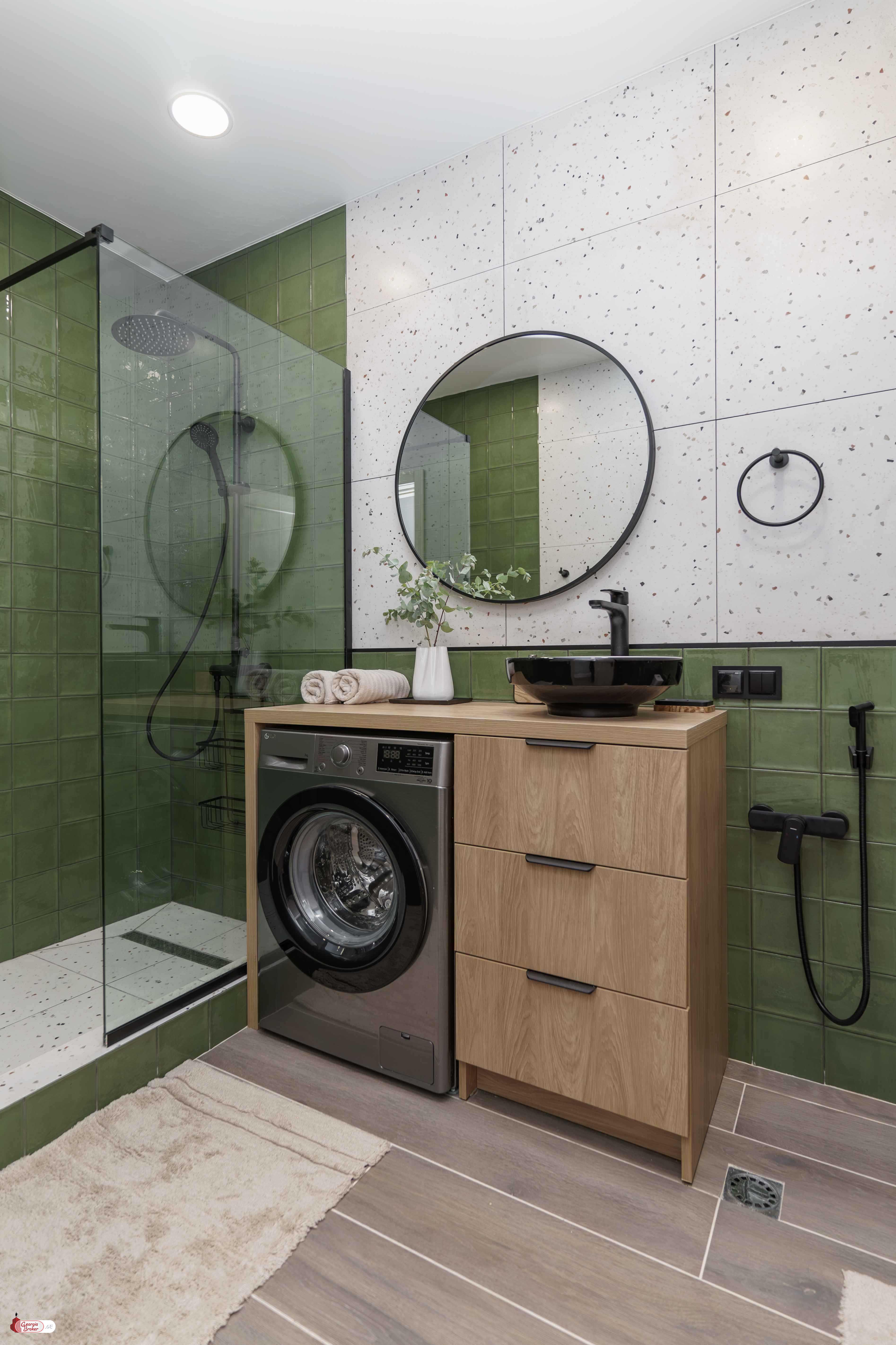 nearly repaired 3-room apartment for sale