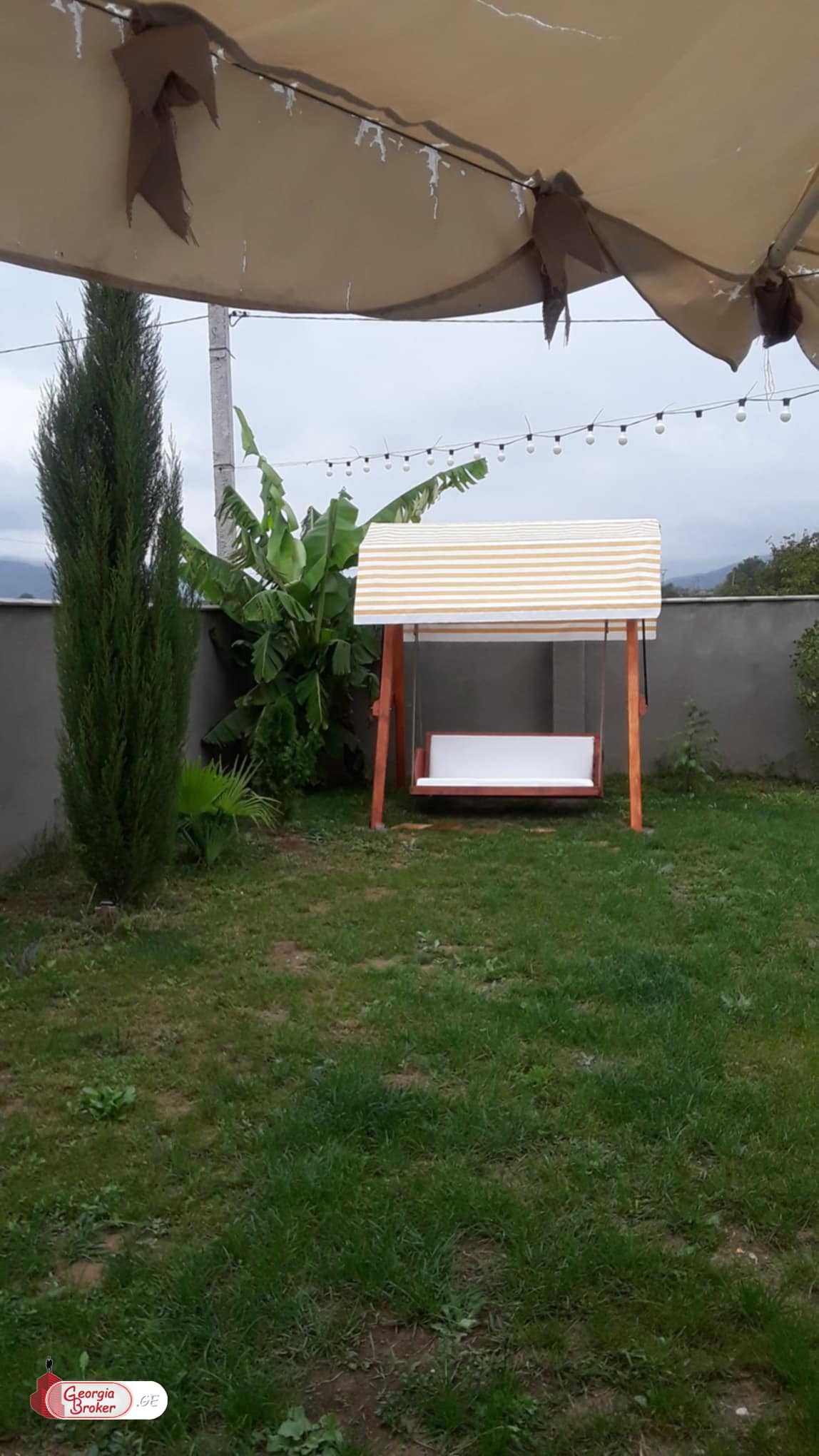 იყიდება ახალი გარემონტებული 7 ოთახიანი სახლი