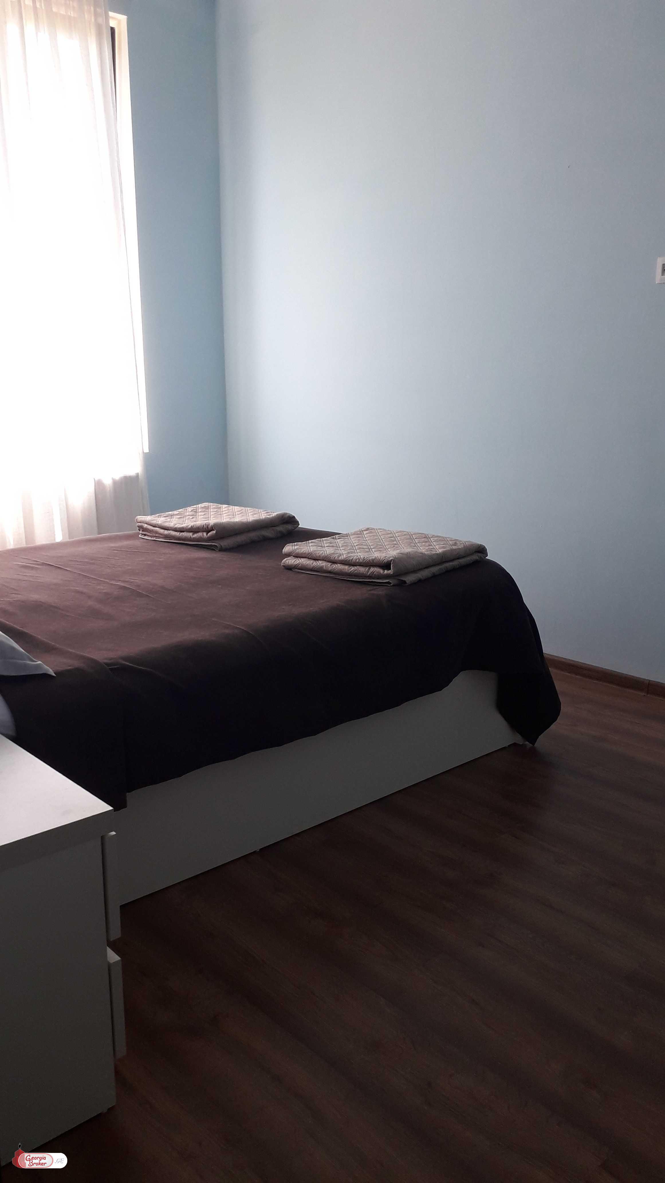 იყიდება ახალი გარემონტებული 7 ოთახიანი სახლი