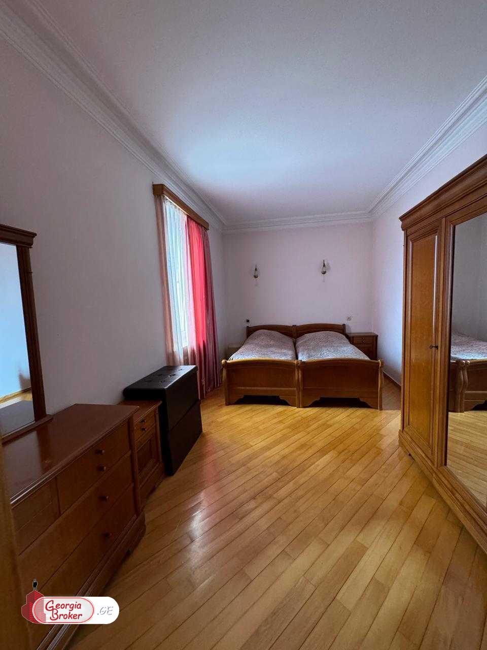 nearly repaired 7-room house for sale