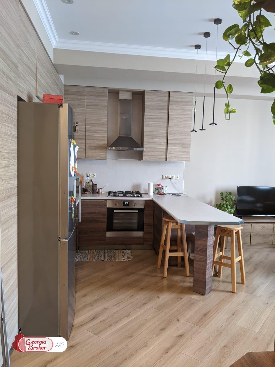 nearly repaired 2-room apartment for sale