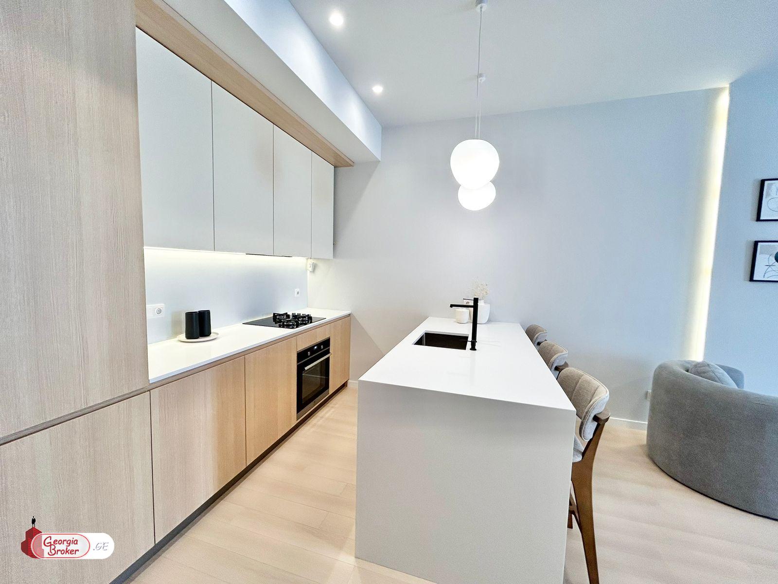 nearly repaired 2-room apartment for sale