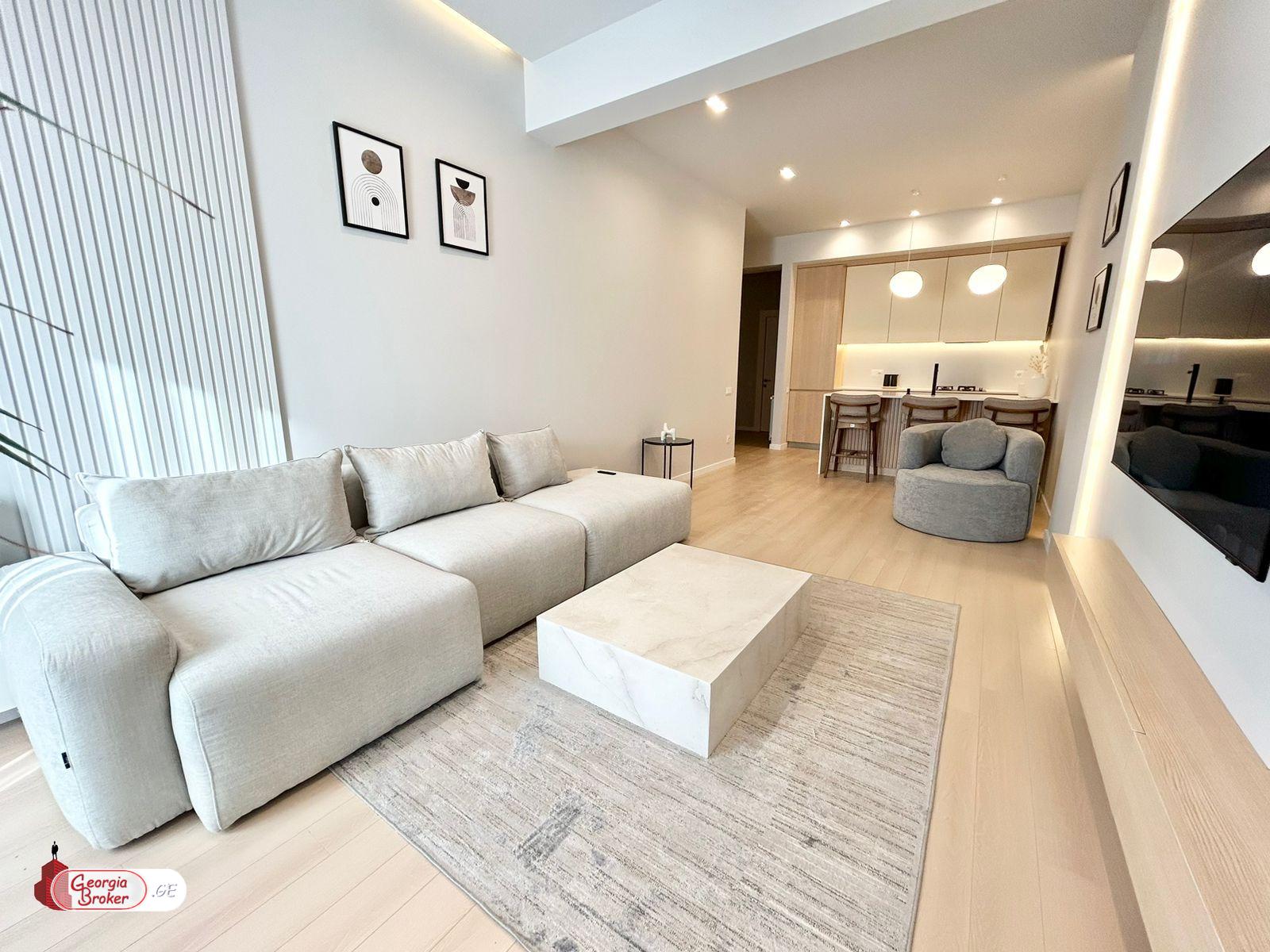 nearly repaired 2-room apartment for sale