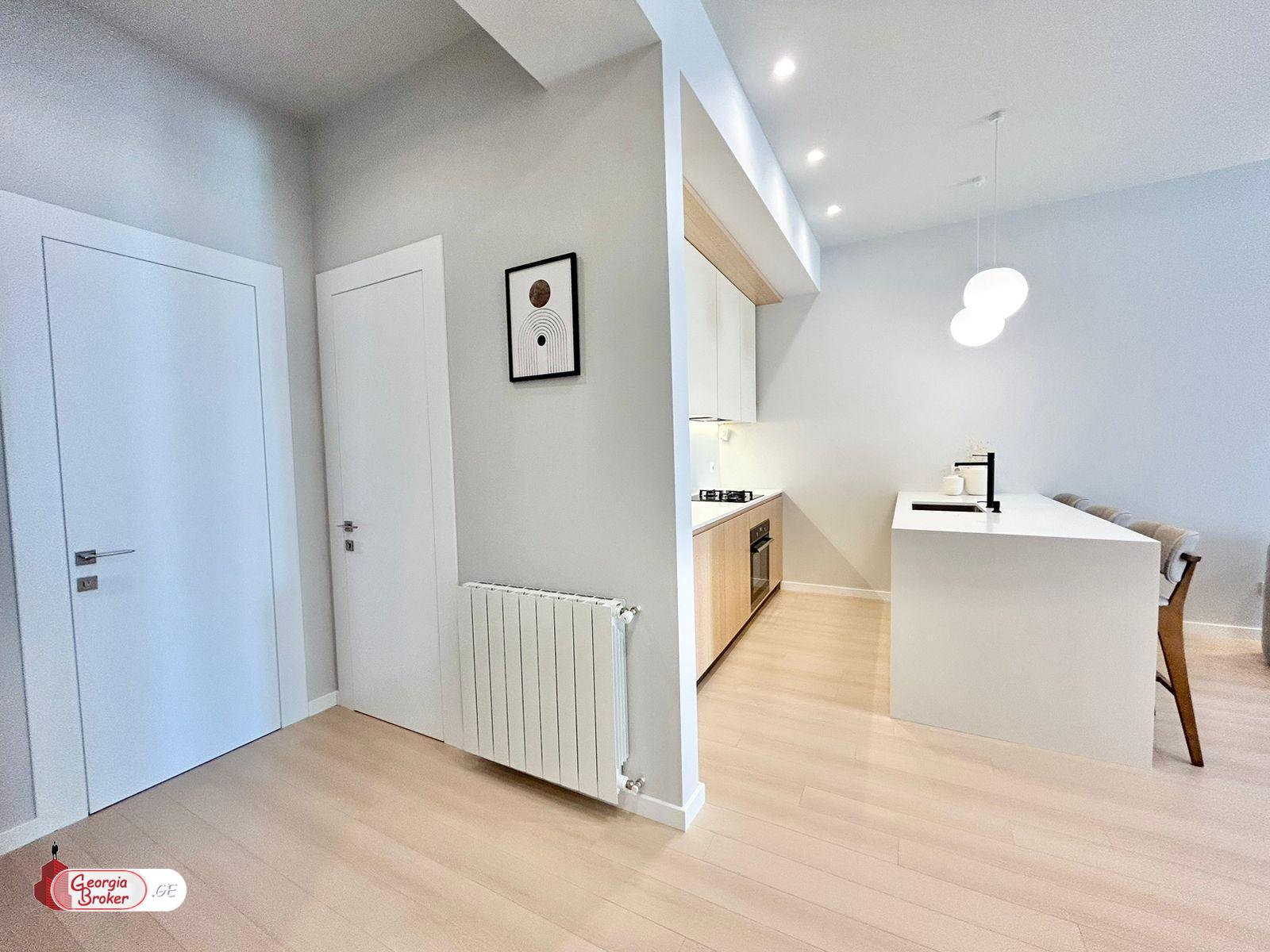 nearly repaired 2-room apartment for sale