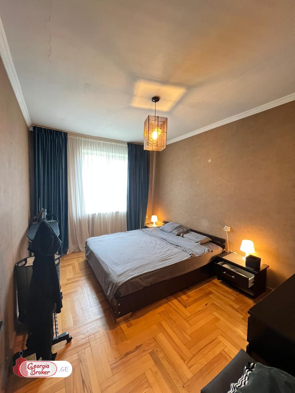 nearly repaired 3-room apartment for sale