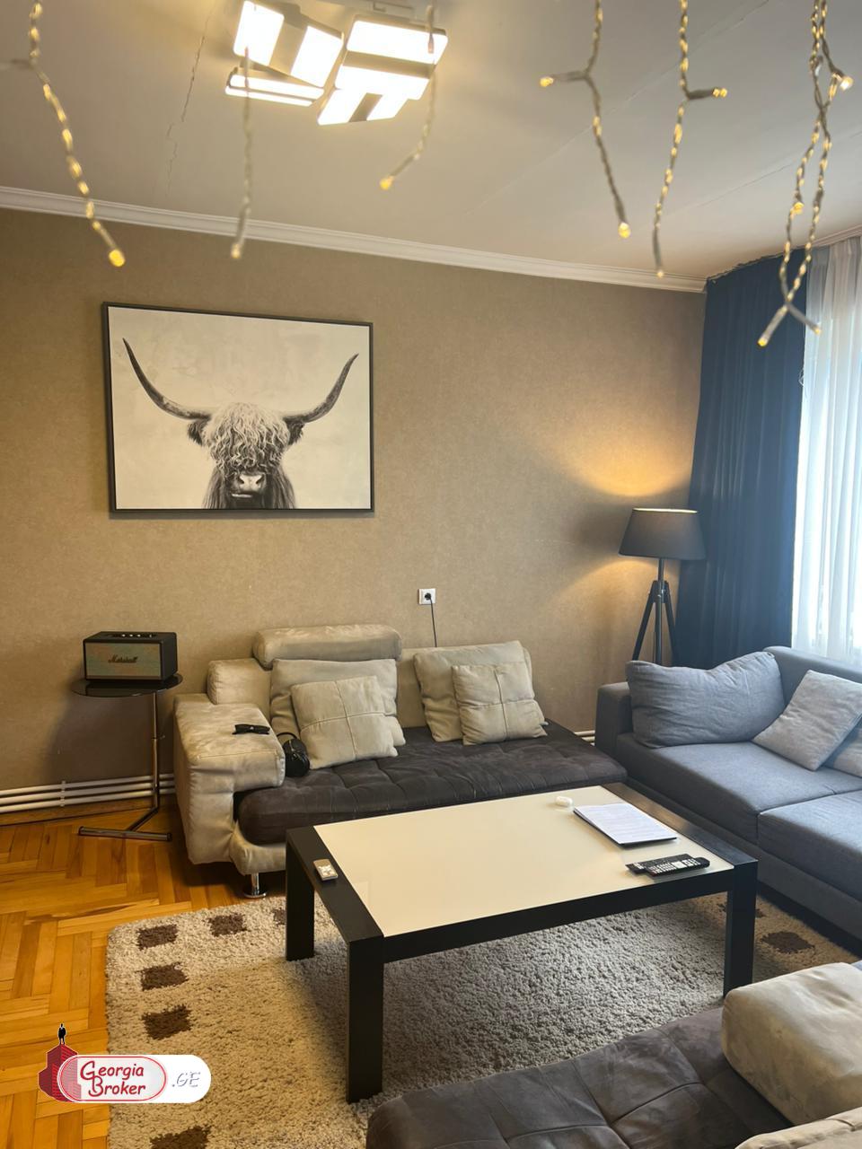 nearly repaired 3-room apartment for sale