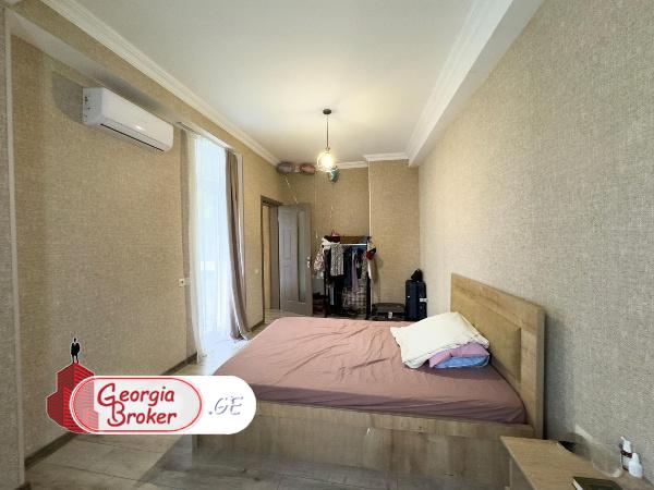 იყიდება ახალი გარემონტებული 3 ოთახიანი ბინა