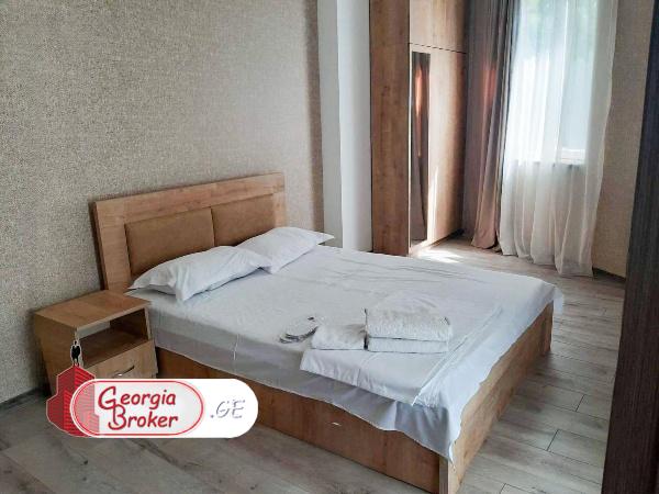 იყიდება ახალი გარემონტებული 3 ოთახიანი ბინა