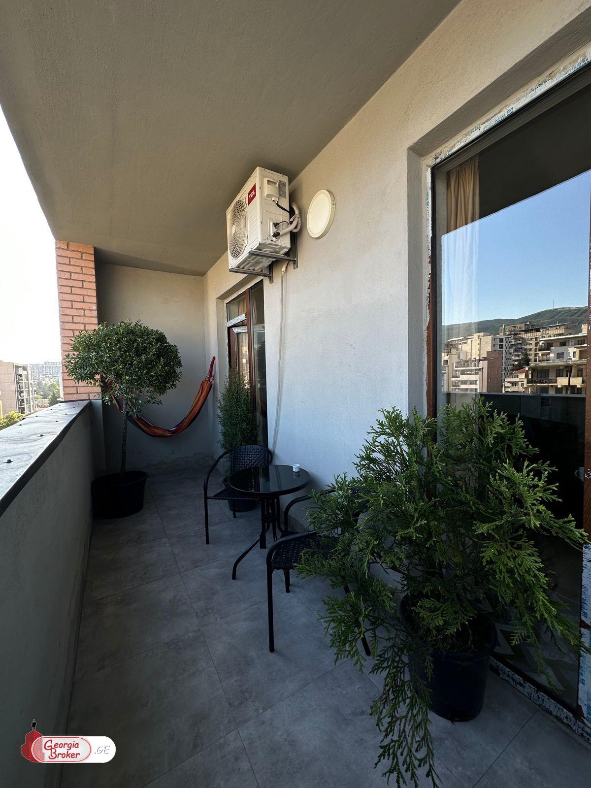 продается квартира с новым ремонтом 2-комнаты