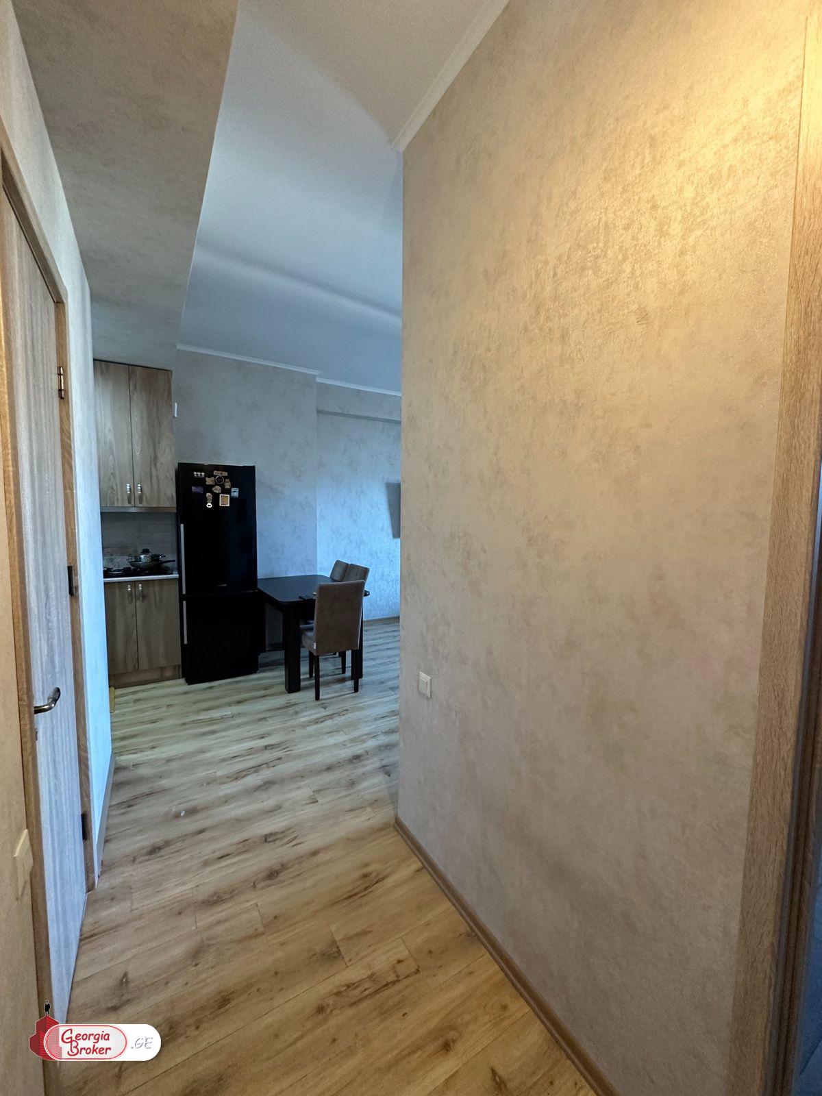 продается квартира с новым ремонтом 2-комнаты