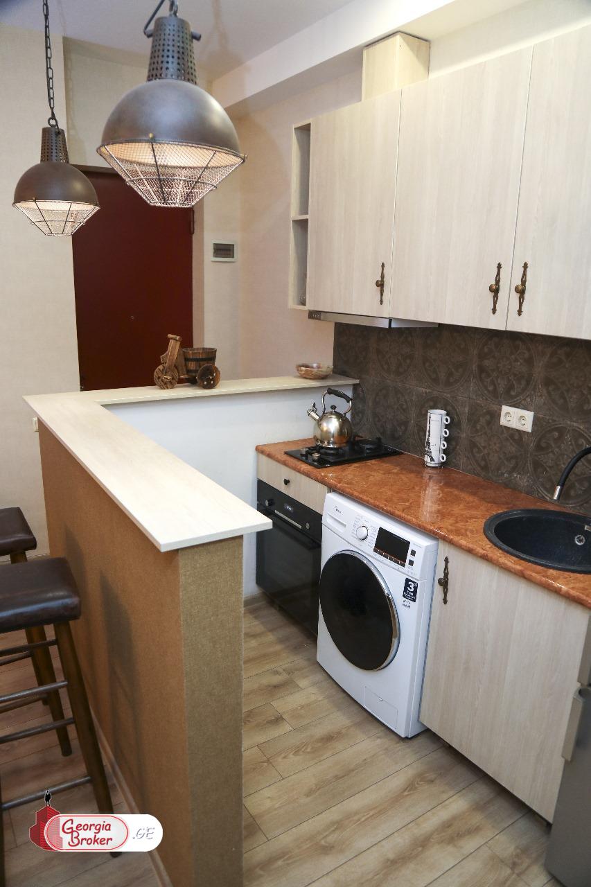 იყიდება ახალი გარემონტებული 2 ოთახიანი ბინა