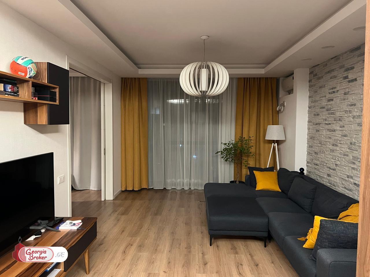 იყიდება ახალი გარემონტებული 2 ოთახიანი ბინა