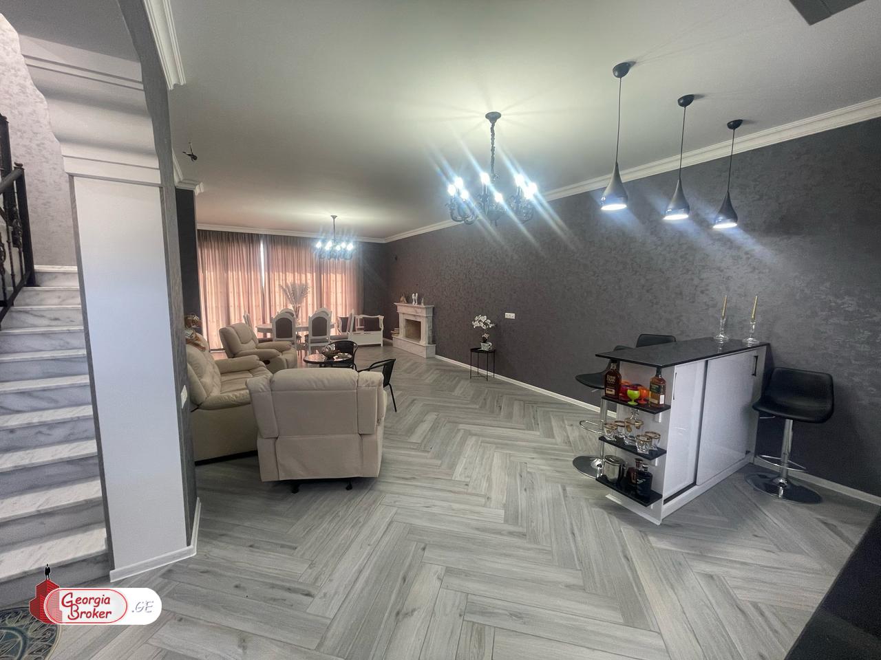 nearly repaired 6-room house for sale